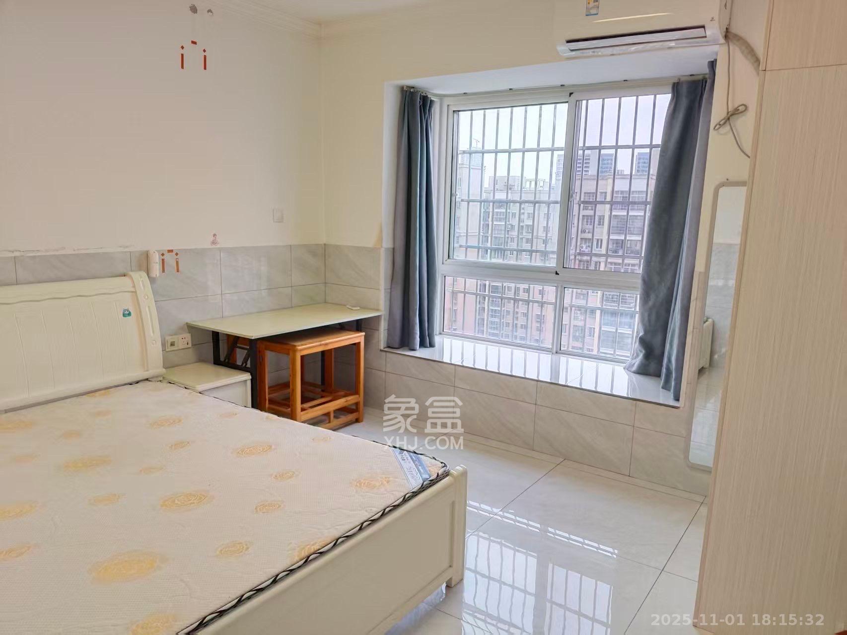 和润园一、二期  1室1厅1卫    1300.0元/月室内图