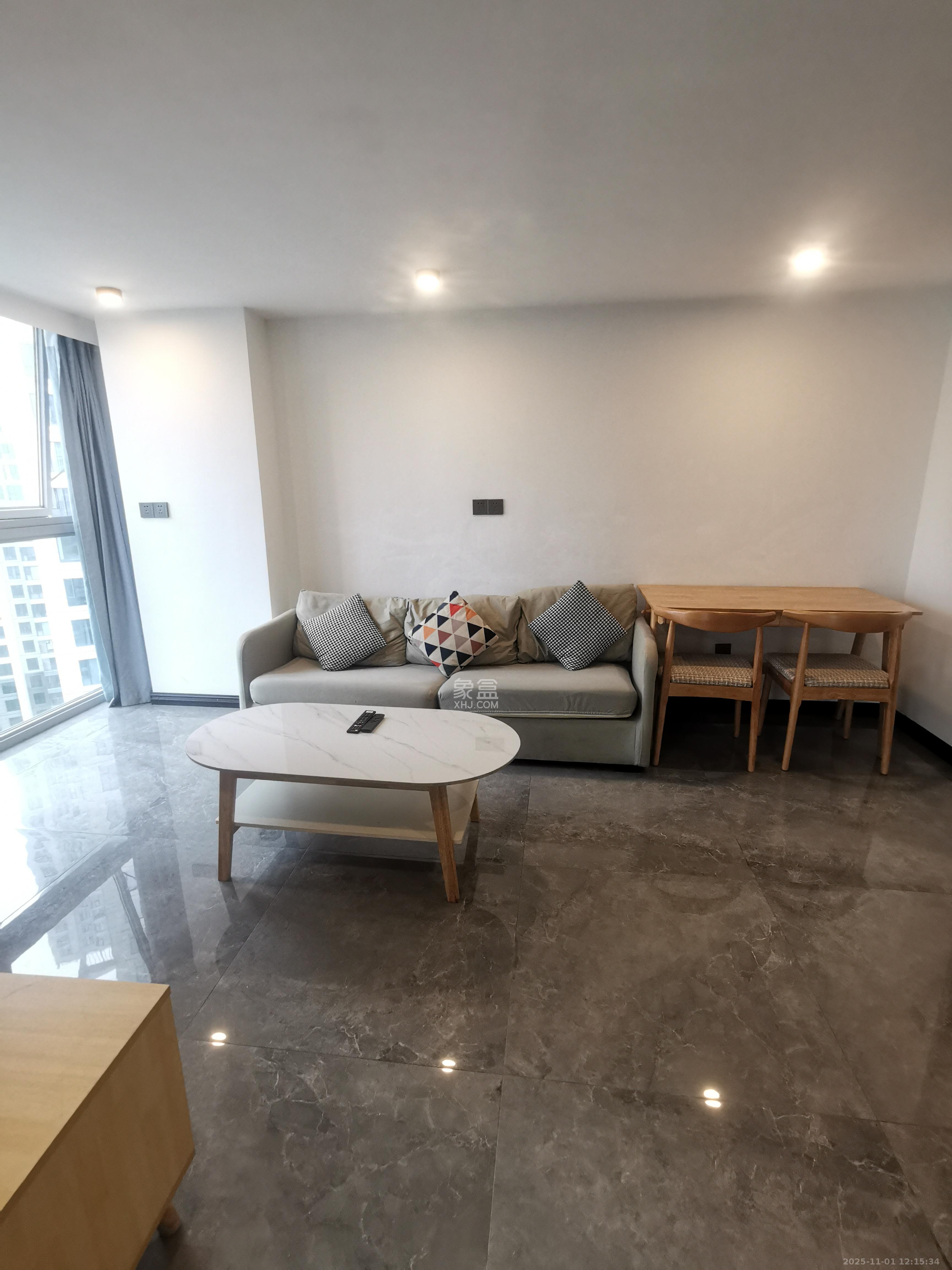 绿地长沙城际空间站(绿地新里佳苑) 1室1厅1卫 2000.0元/月 绿地长沙城际空间站(绿地新里佳苑) 1室1厅1卫 2000.0元/月室内图