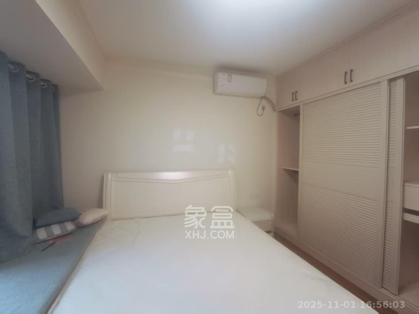 时代倾城二期  2室2厅2卫    1800.0元/月室内图