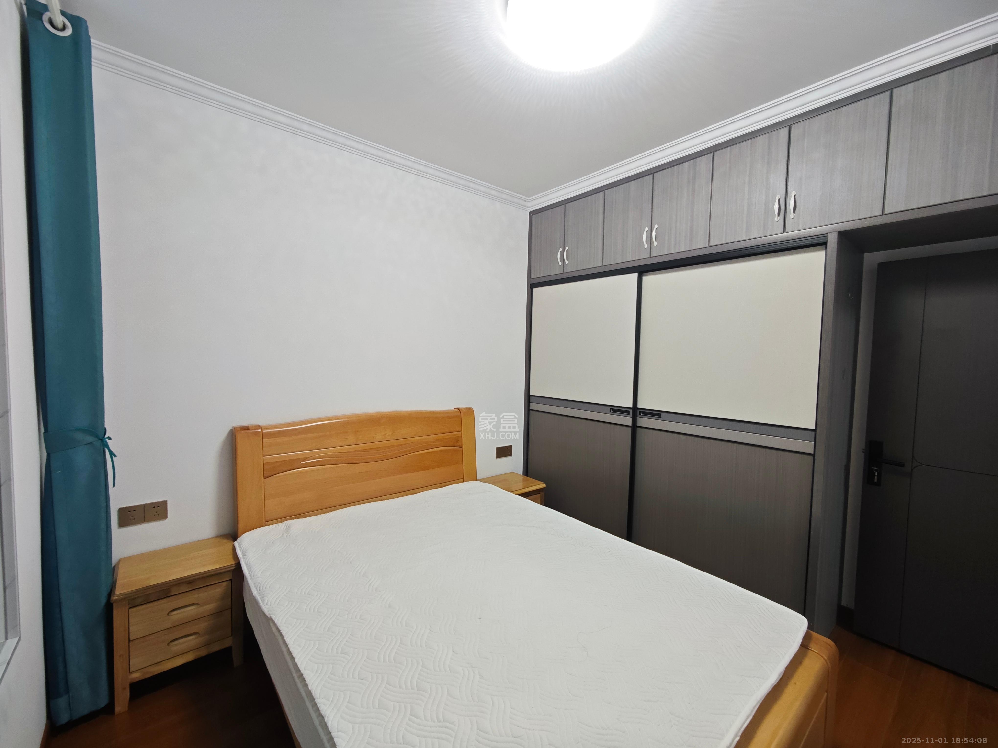 和润园三期  2室2厅1卫    1980.0元/月室内图