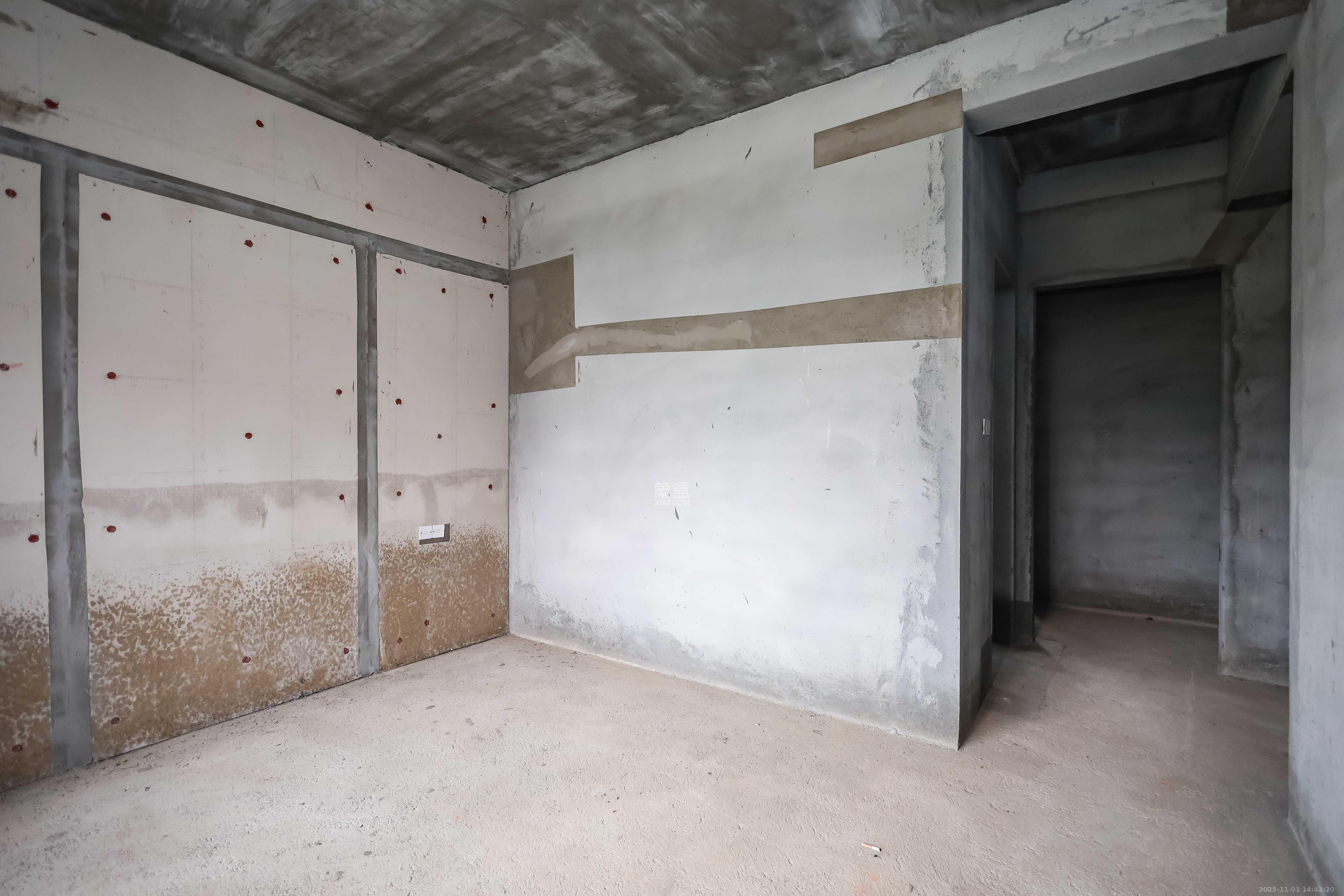 招商雍山湖 4室2厅2卫 226.0万 招商雍山湖 4室2厅2卫 226.0万卧室