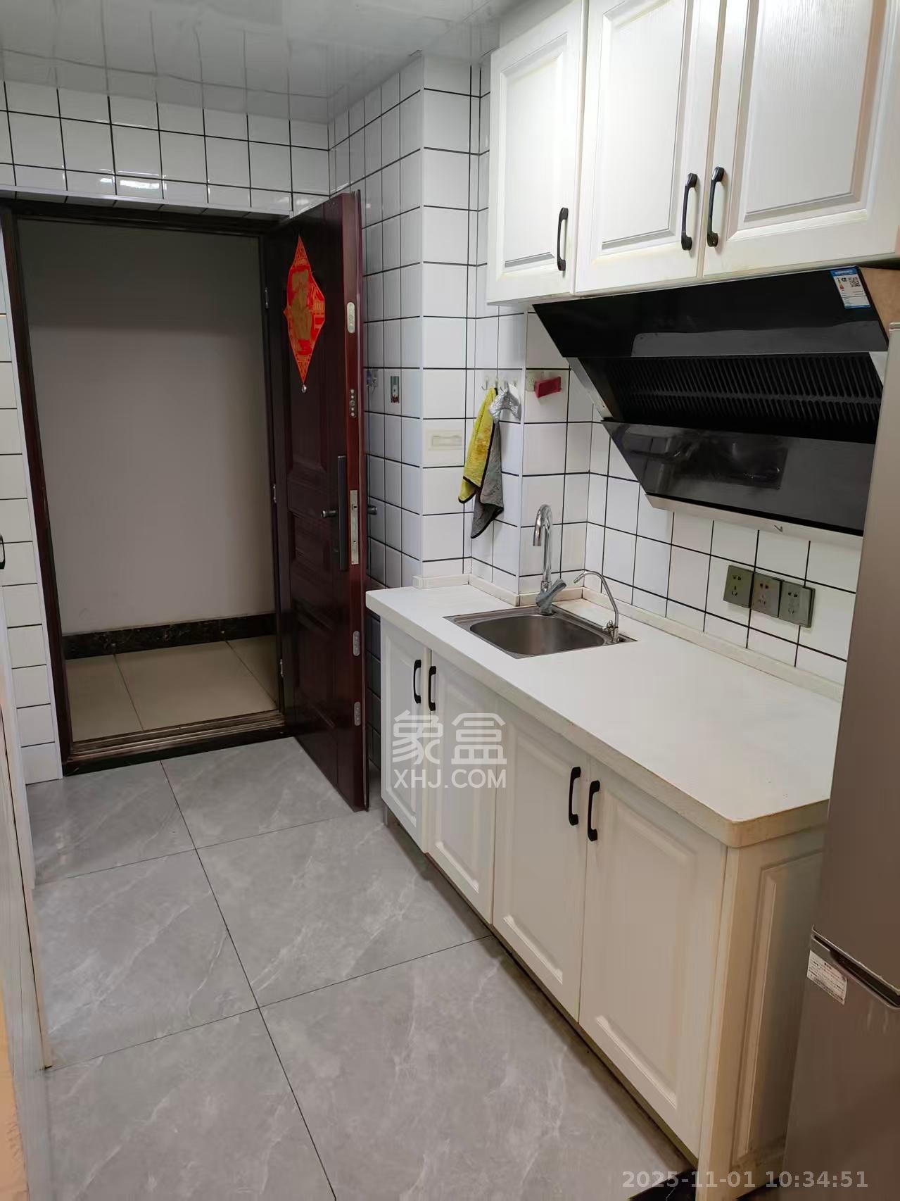 中建悦和城  1室1厅1卫    1400.0元/月室内图