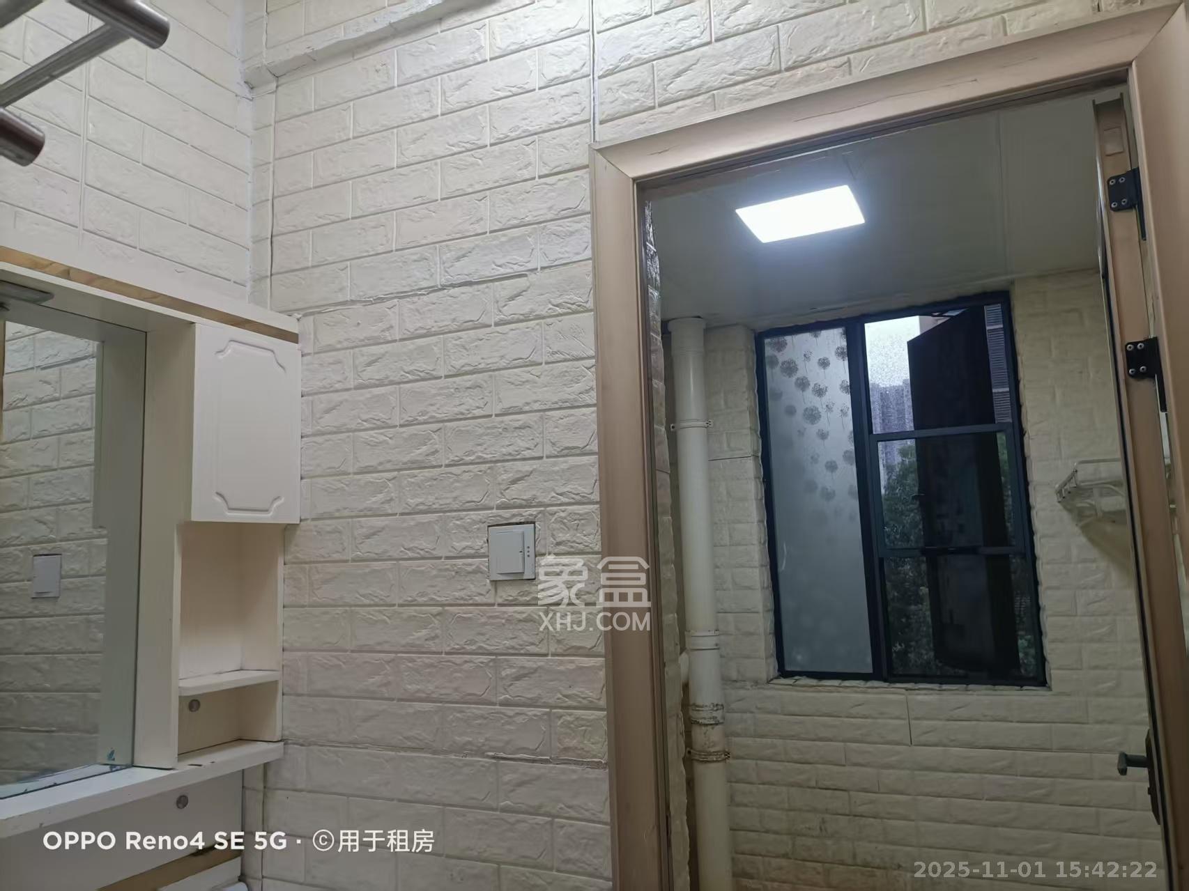 长房白沙湾  3室2厅1卫    2500.0元/月室内图