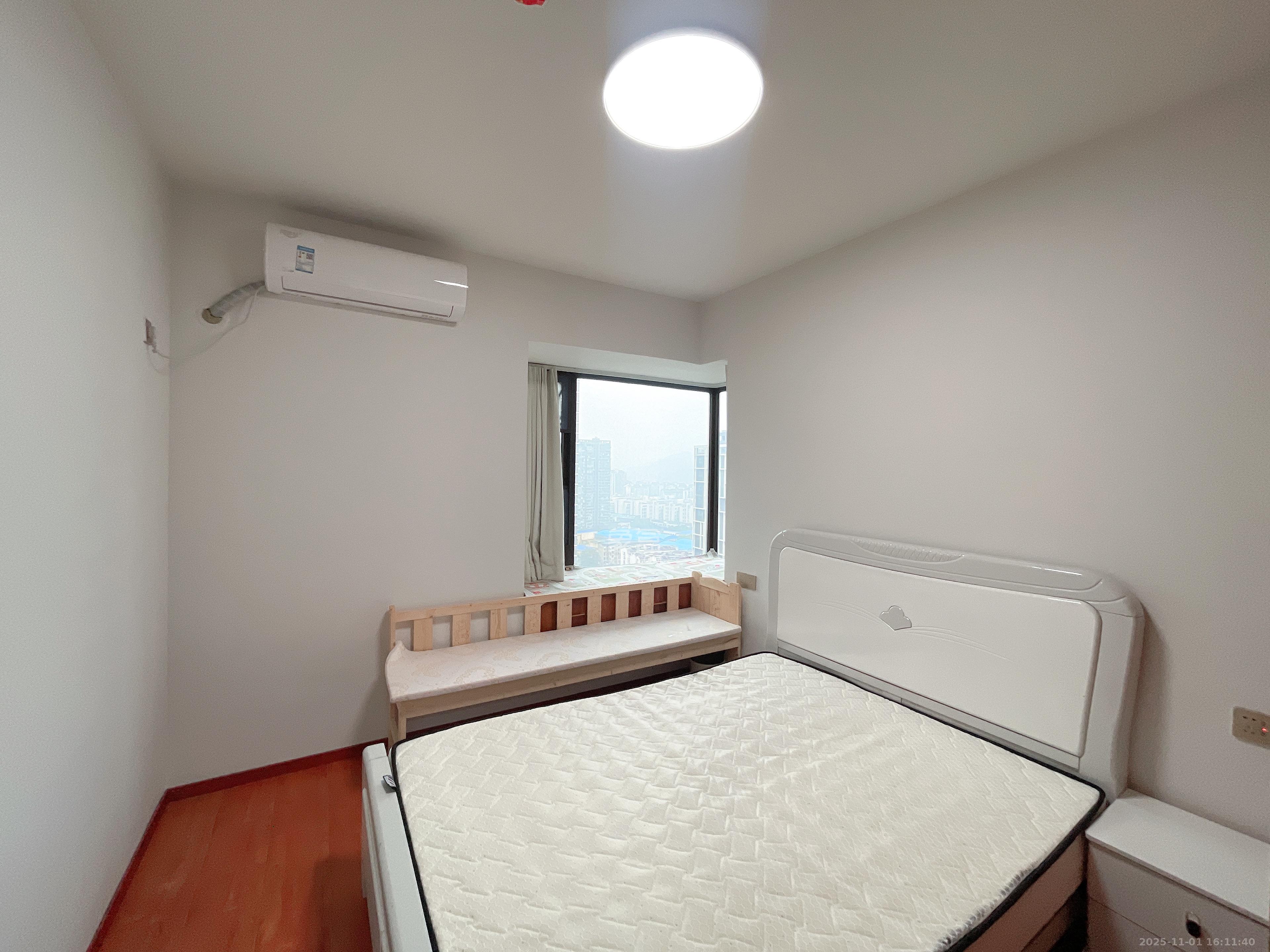 保利西海岸B区  2室1厅1卫    3000.0元/月室内图