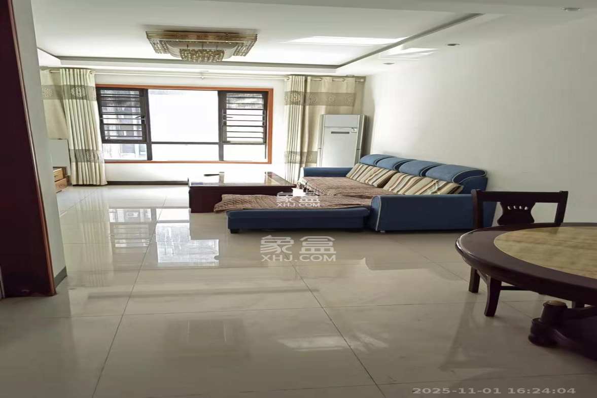 尚东紫郡 3室2厅1卫 2500.0元/月 尚东紫郡 3室2厅1卫 2500.0元/月室内图