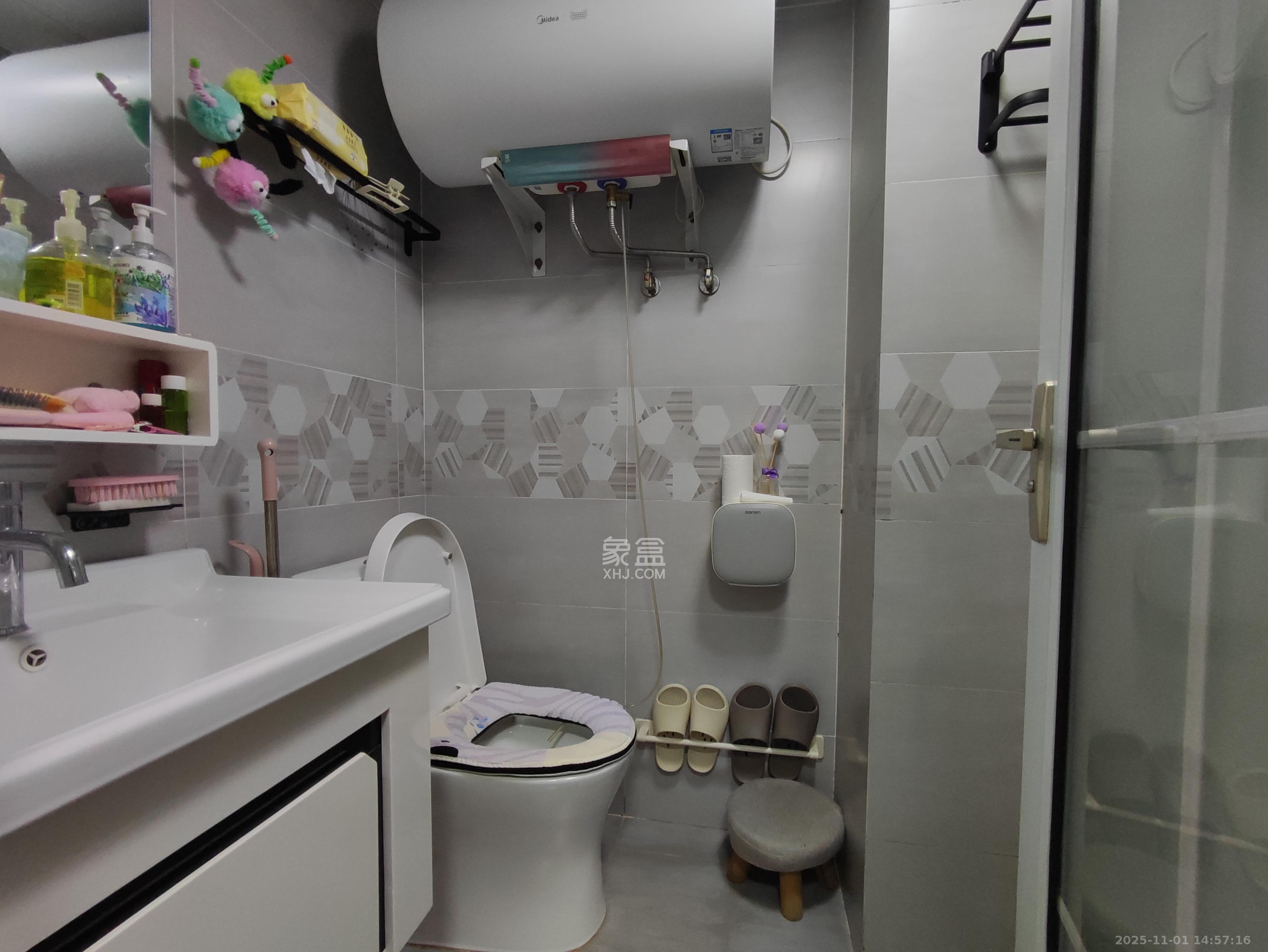 美林美寓  1室1厅1卫    1760.0元/月室内图