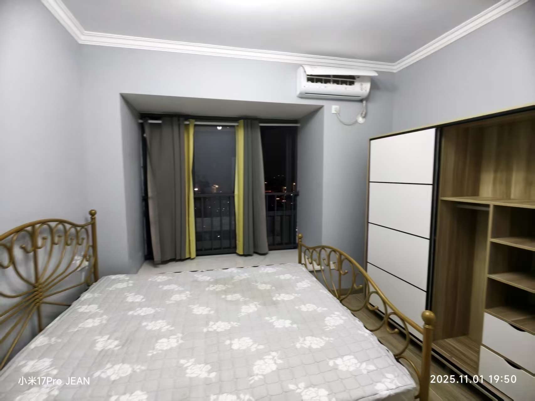 四季华庭-阳光华府  3室2厅1卫    3300.0元/月室内图