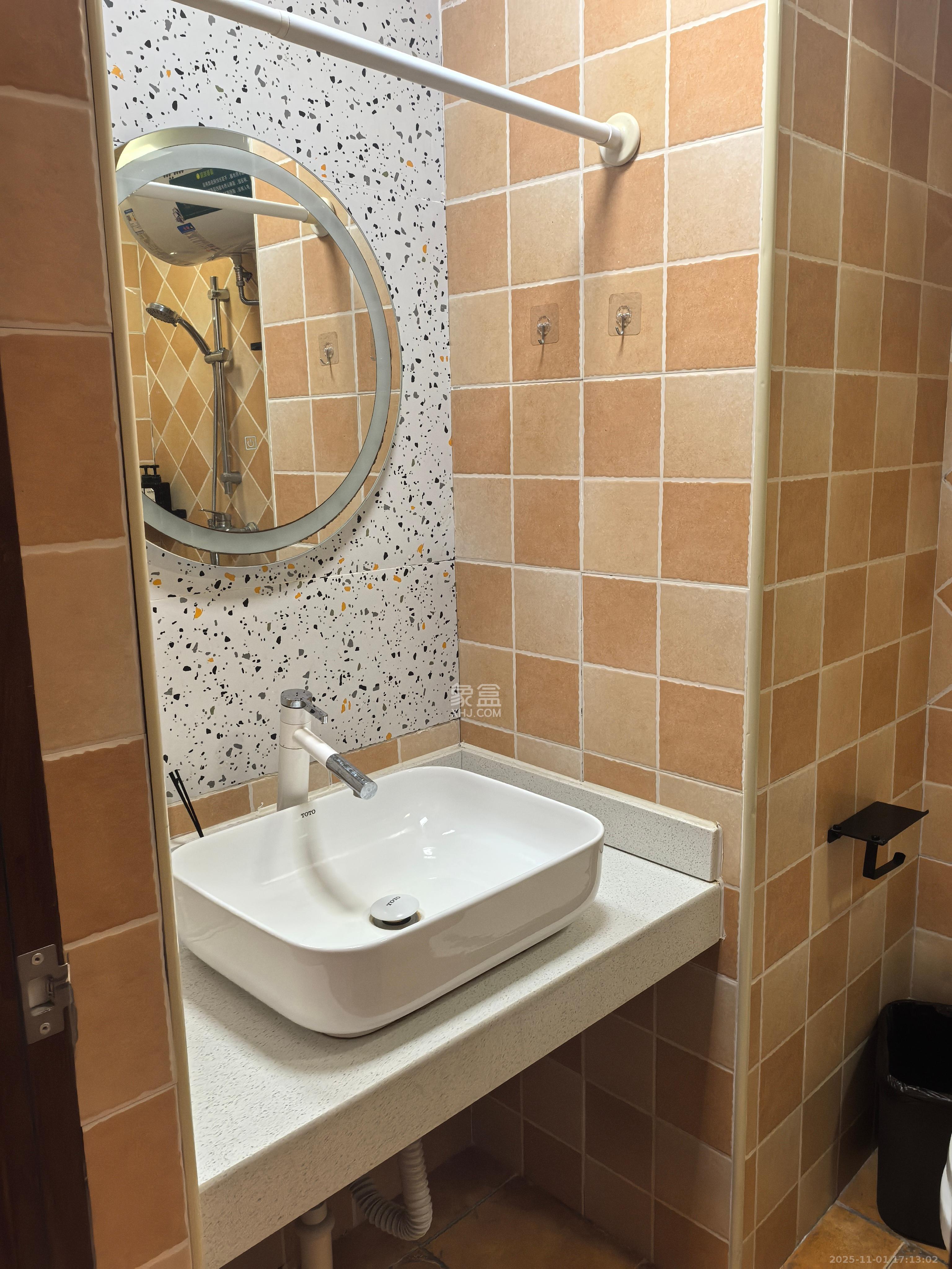 梅溪国际公寓（步步高新天地）  1室1厅1卫    1600.0元/月室内图