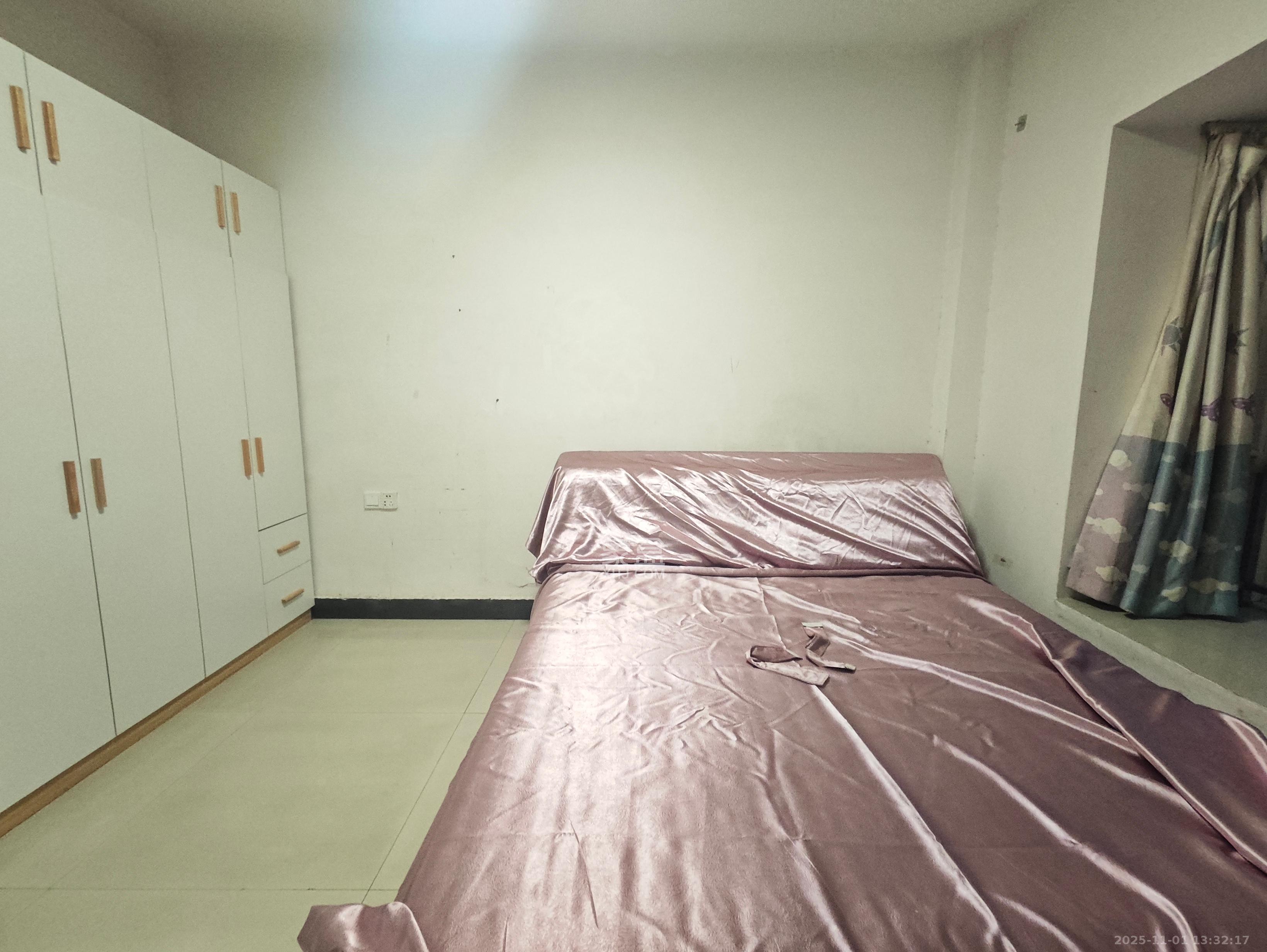 星城国际  2室2厅1卫    1200.0元/月室内图