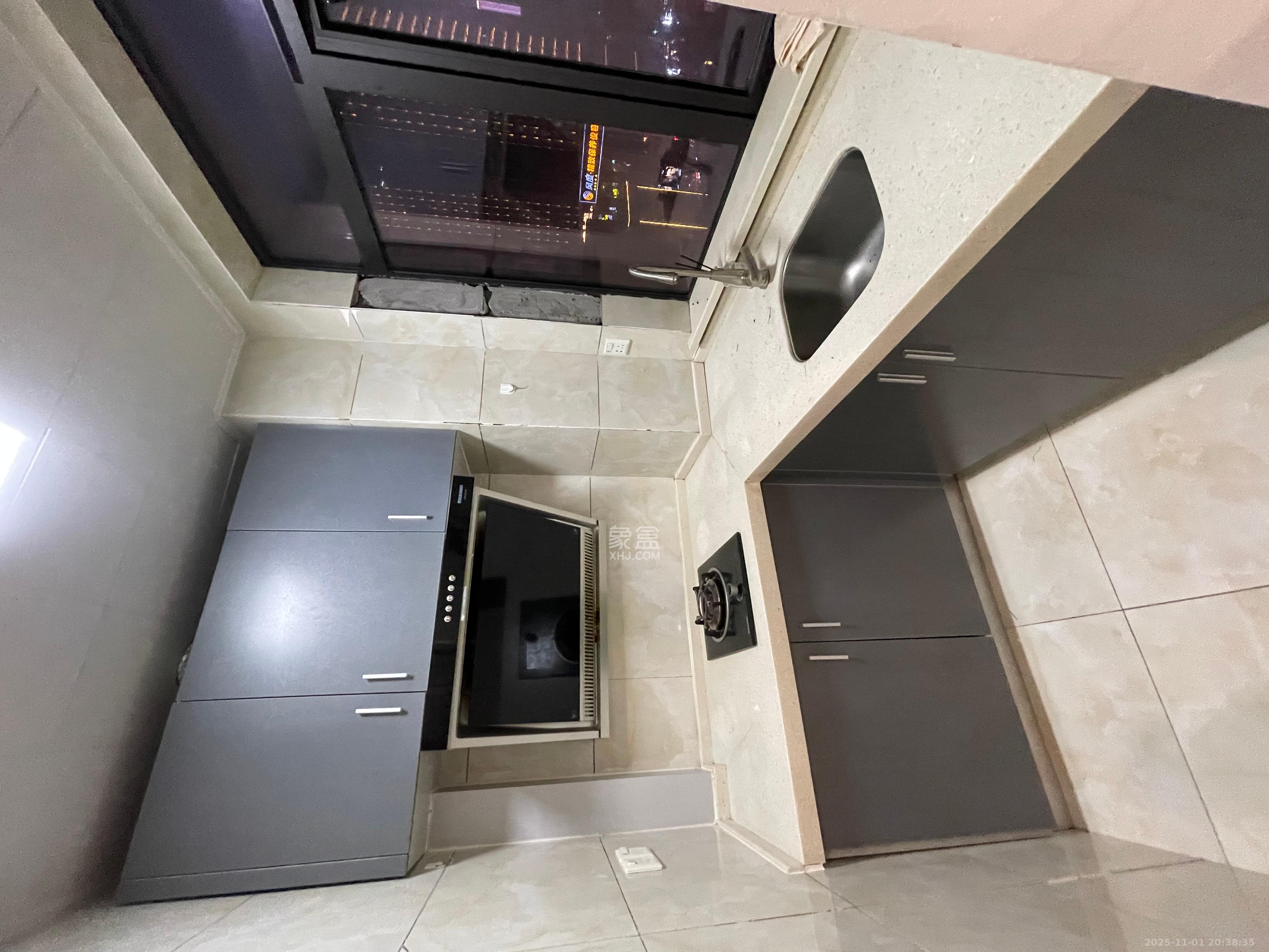 湘域城邦（湘域国际中心）  1室1厅1卫    2200.0元/月室内图