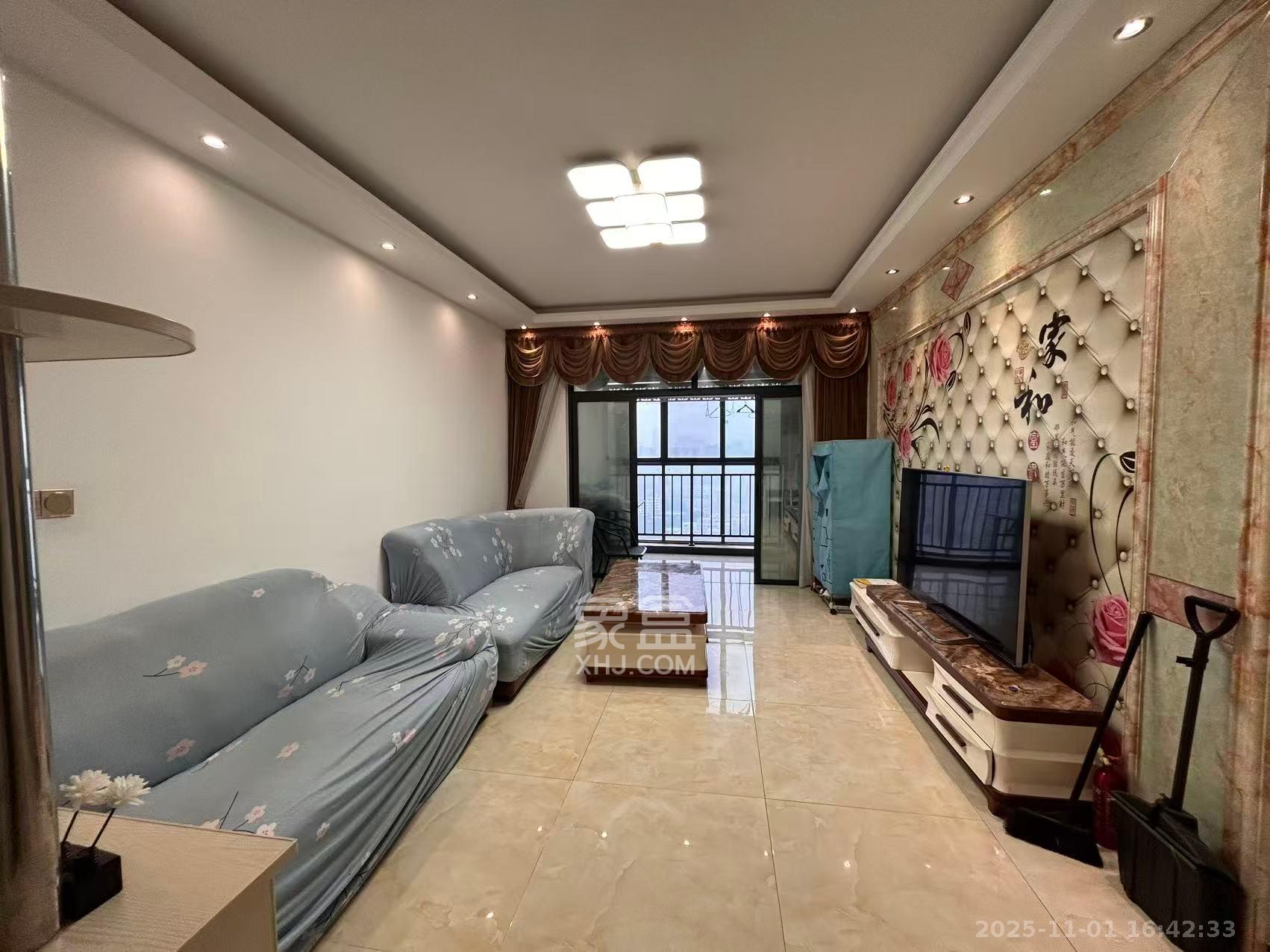 天元涉外景园B区  4室2厅2卫    3200.0元/月 天元涉外景园B区  4室2厅2卫    3200.0元/月室内图