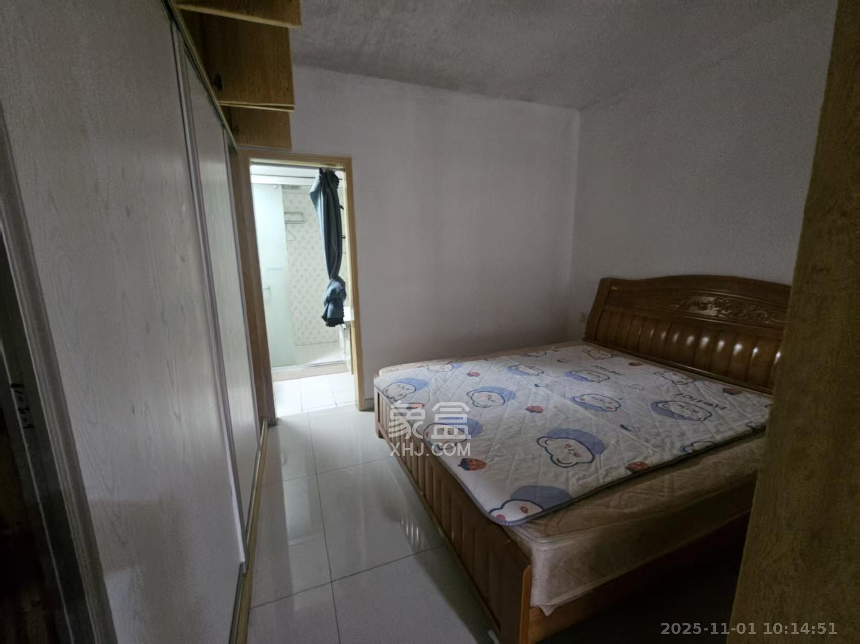 红公馆(前程丽景大厦) 1室1厅1卫 1800.0元/月 红公馆(前程丽景大厦) 1室1厅1卫 1800.0元/月室内图