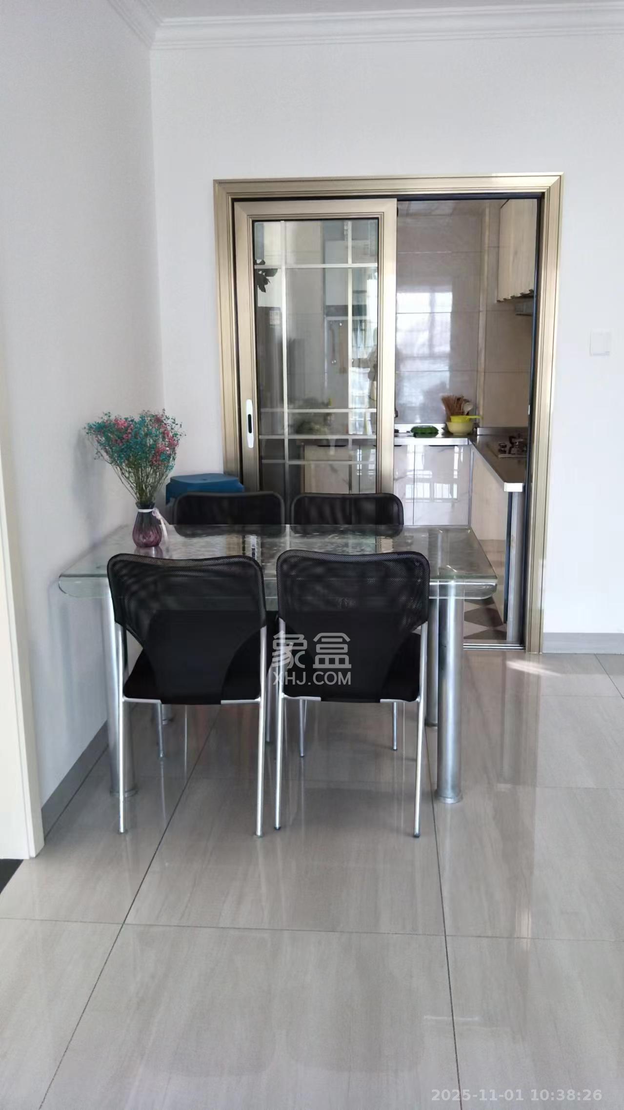 星城新宇川河苑  2室1厅1卫    1700.0元/月室内图