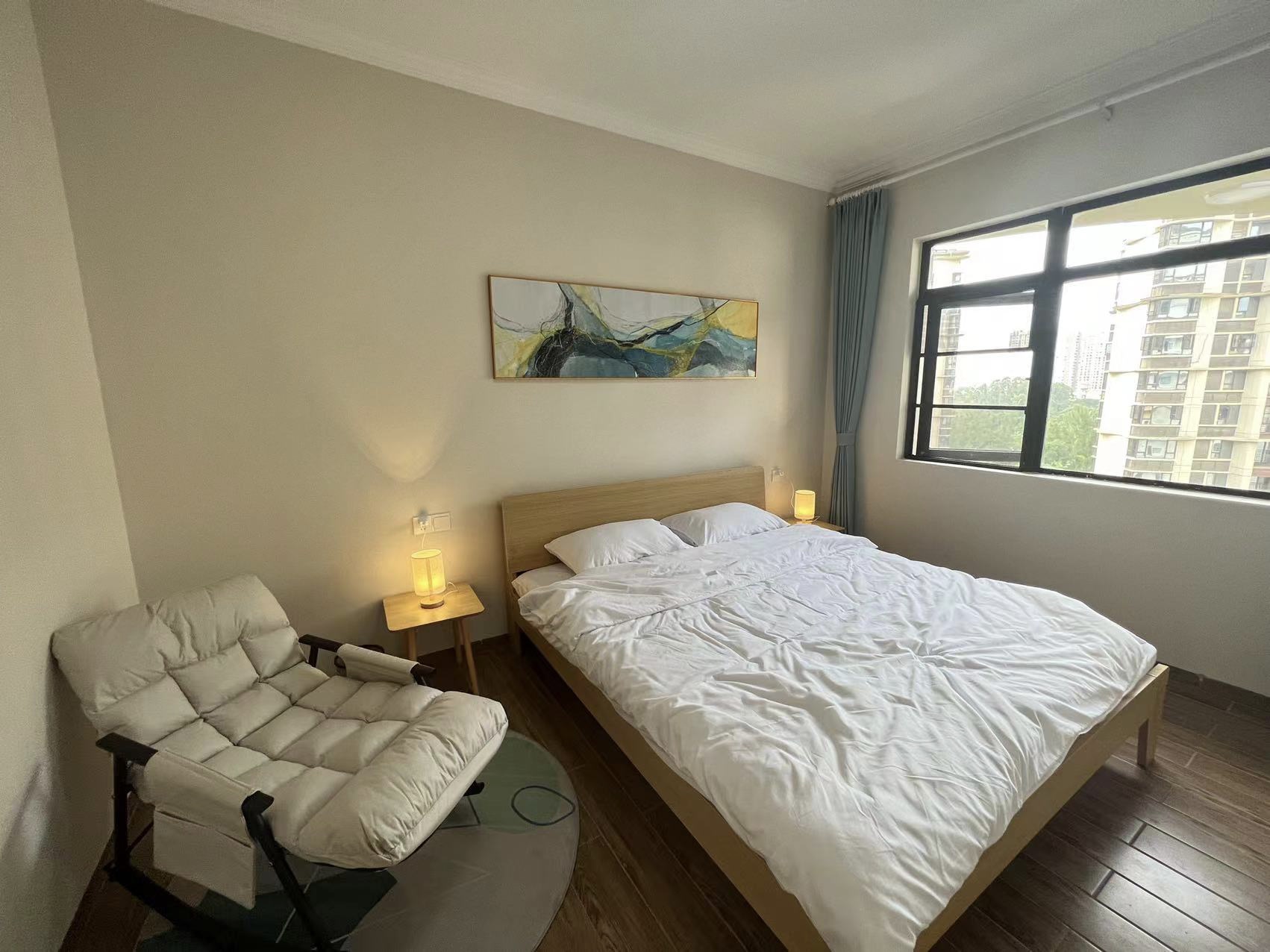 世茂璀璨时代  2室2厅1卫    1800.0元/月室内图