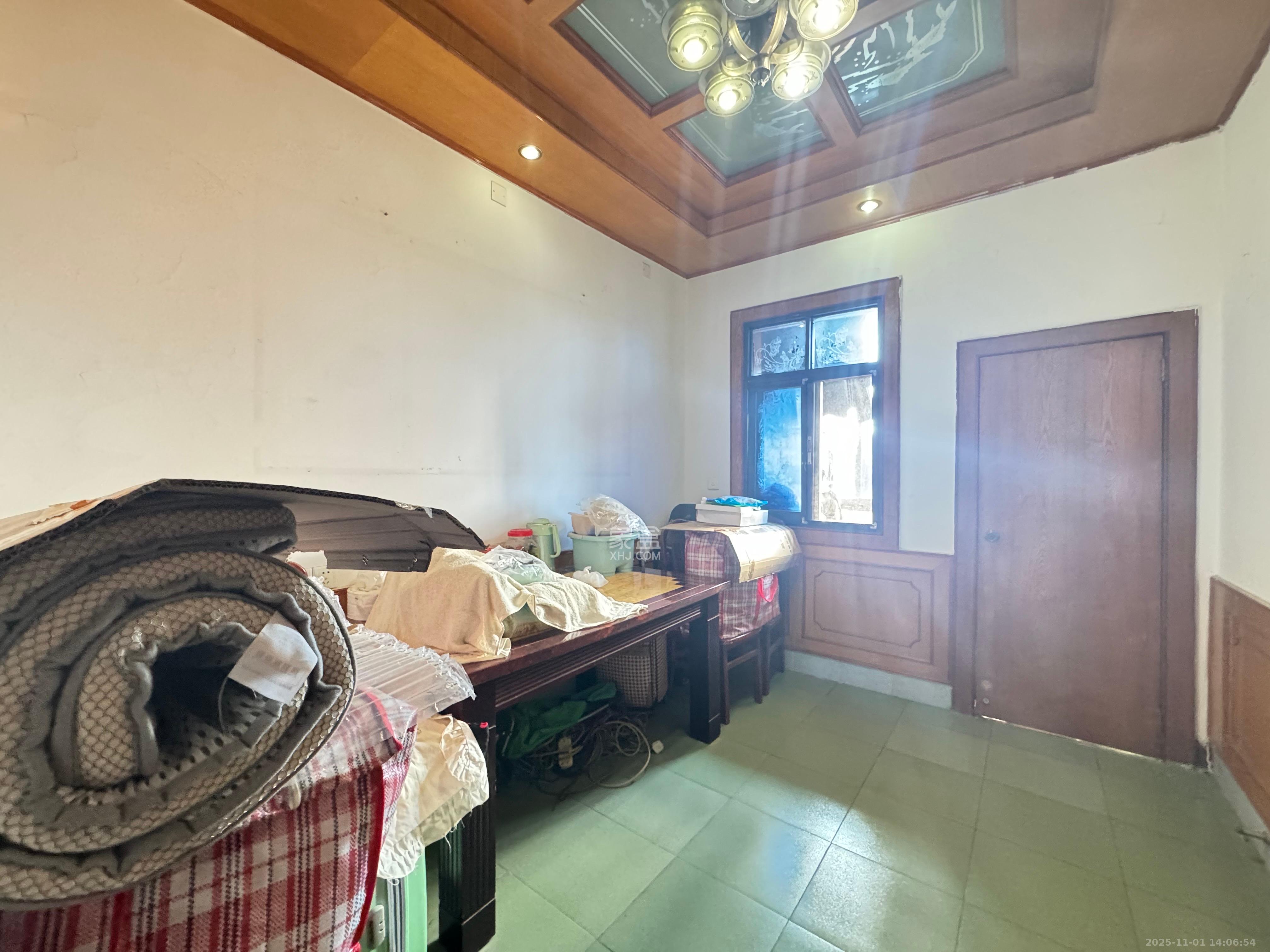 湖南师大张公岭校区宿舍  2室2厅1卫    1200.0元/月室内图