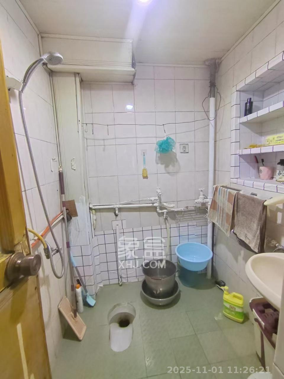 东广济桥社区  2室1厅1卫    1700.0元/月 东广济桥社区  2室1厅1卫    1700.0元/月室内图