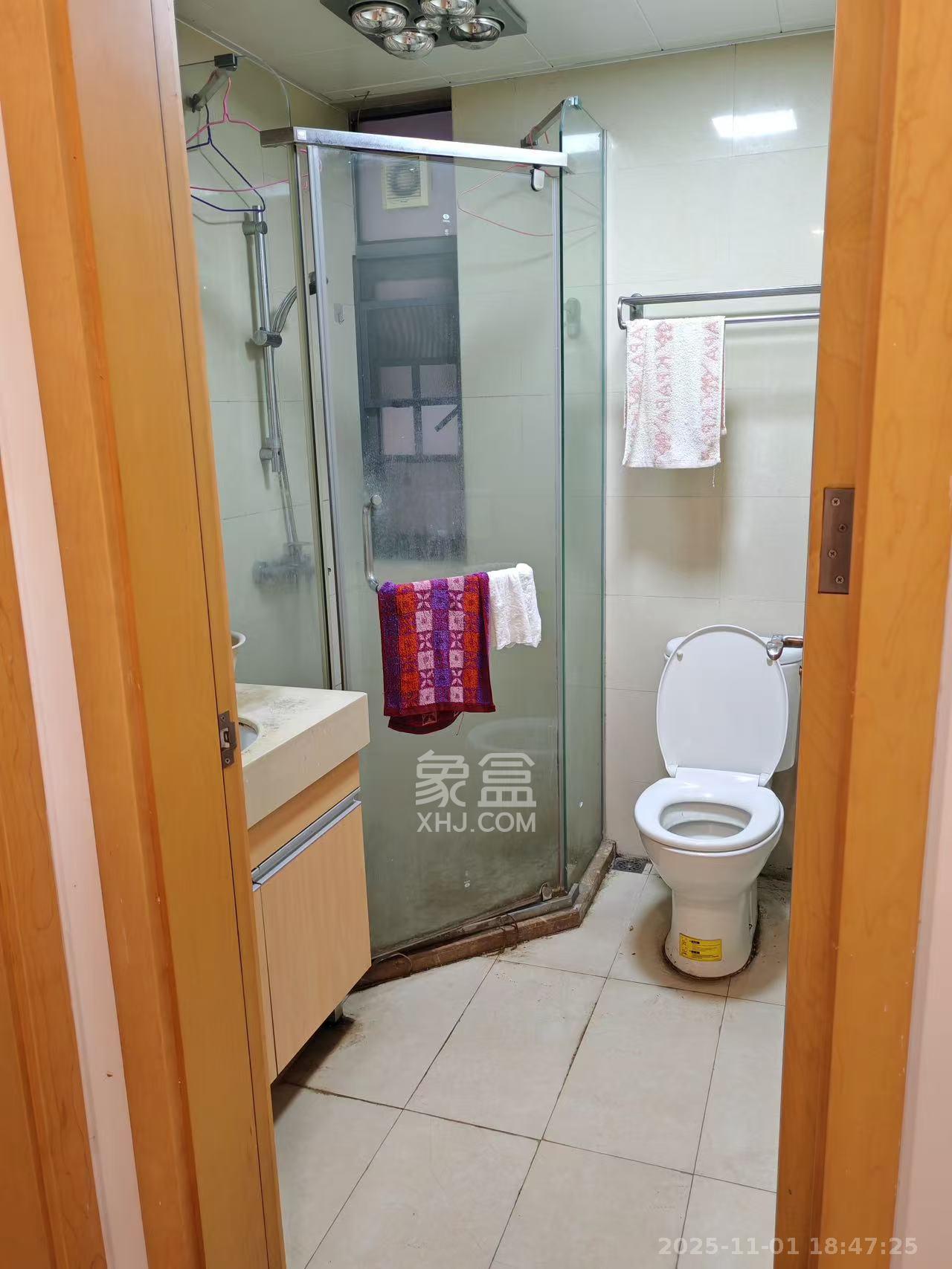 珠江郦城薰衣道  3室2厅1卫    2200.0元/月室内图