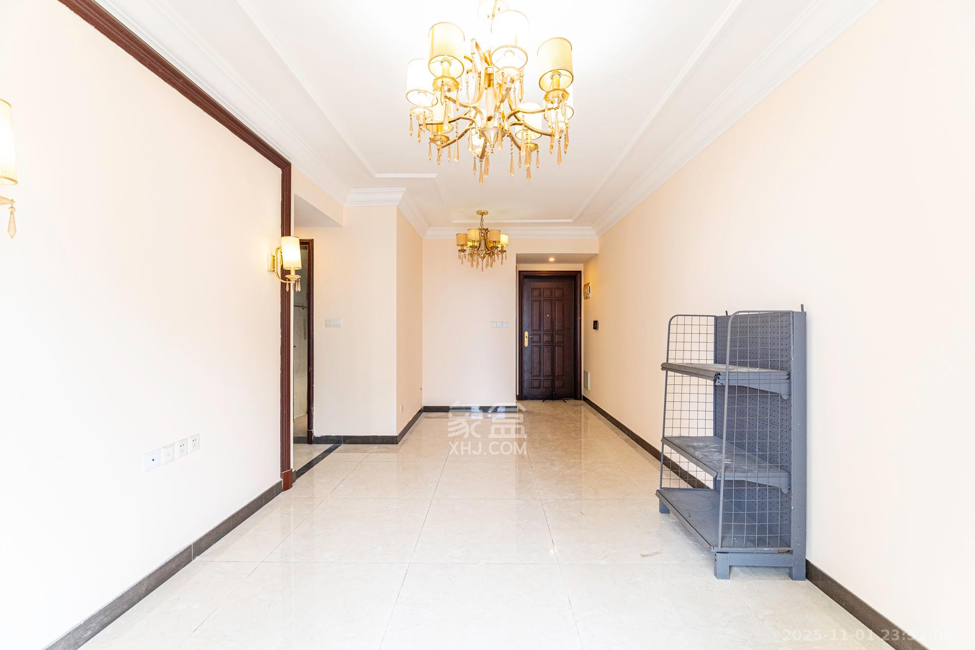 恒大雅苑  2室1厅1卫    58.0万 恒大雅苑  2室1厅1卫    58.0万客厅