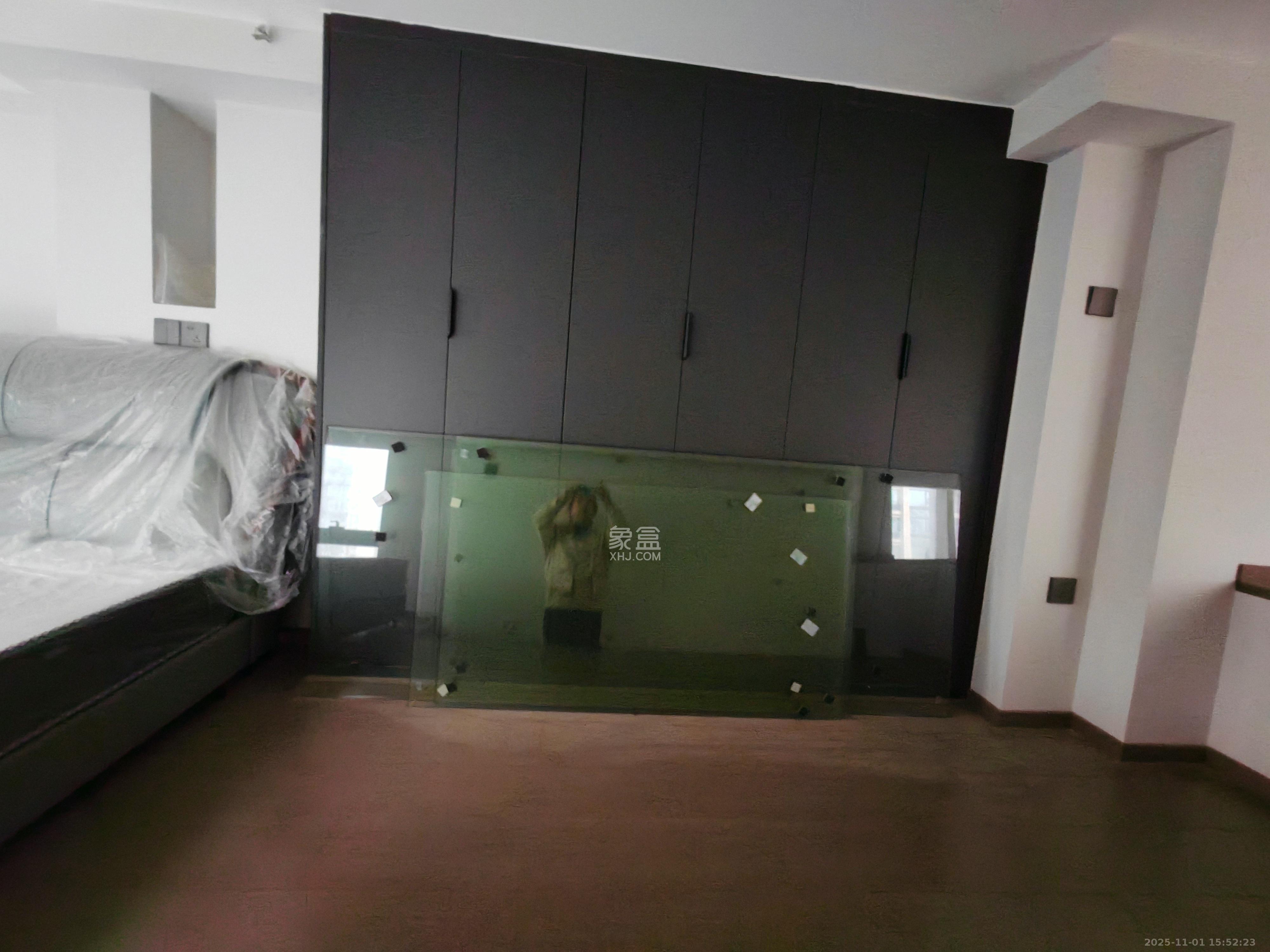 珠江花城好世界  2室1厅1卫    2400.0元/月室内图