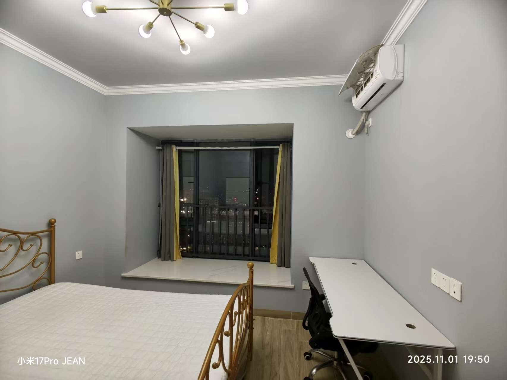 四季华庭-阳光华府  3室2厅1卫    3300.0元/月室内图