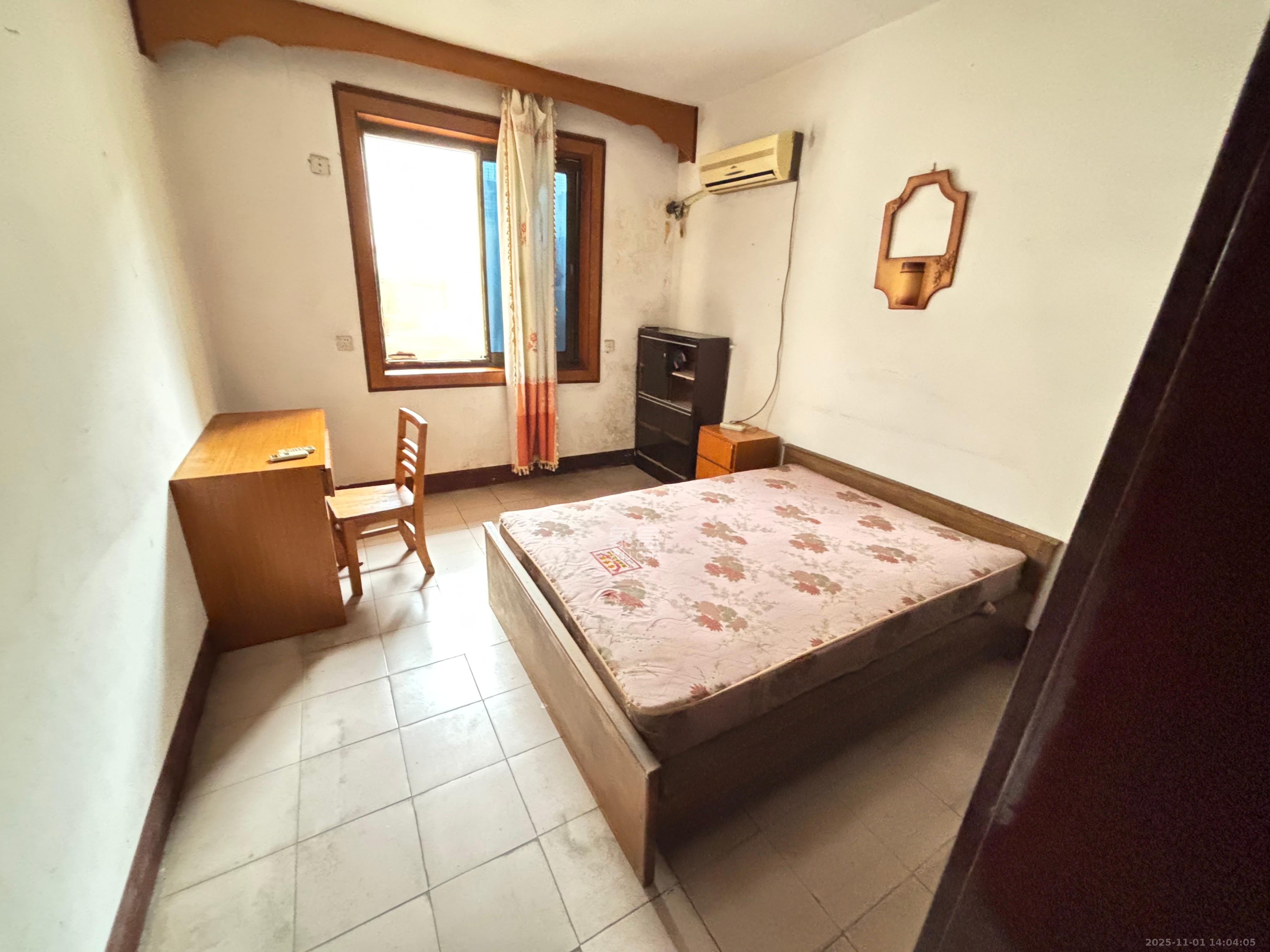 建材储运公司宿舍  3室2厅1卫    1600.0元/月 建材储运公司宿舍  3室2厅1卫    1600.0元/月室内图