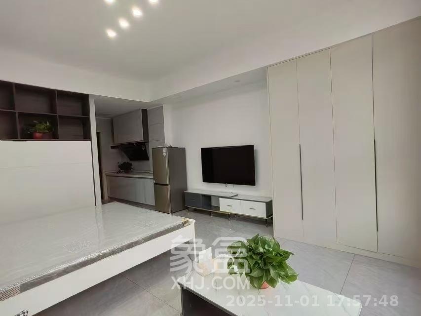 香堤雅郡  1室1厅1卫    1100.0元/月室内图