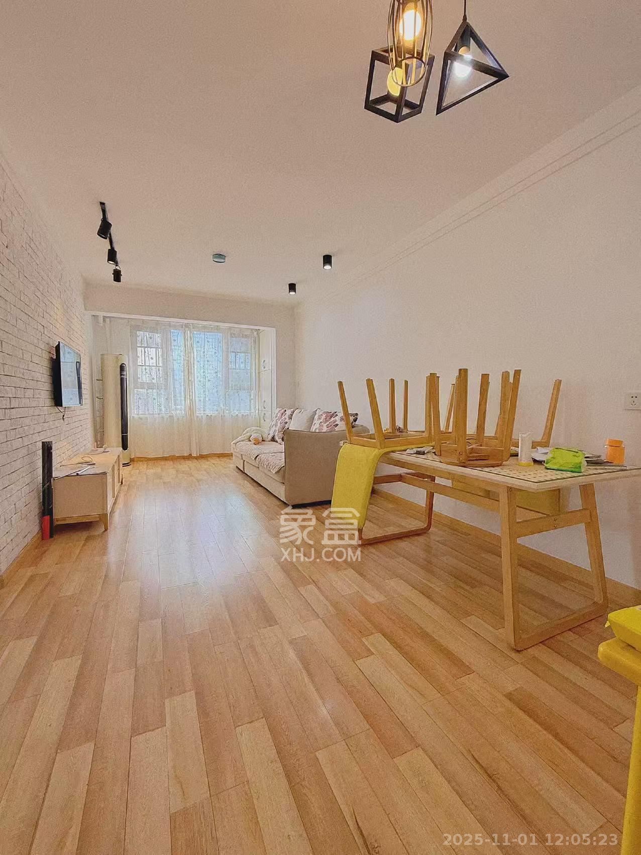 协信星澜汇  3室2厅1卫    3000.0元/月室内图