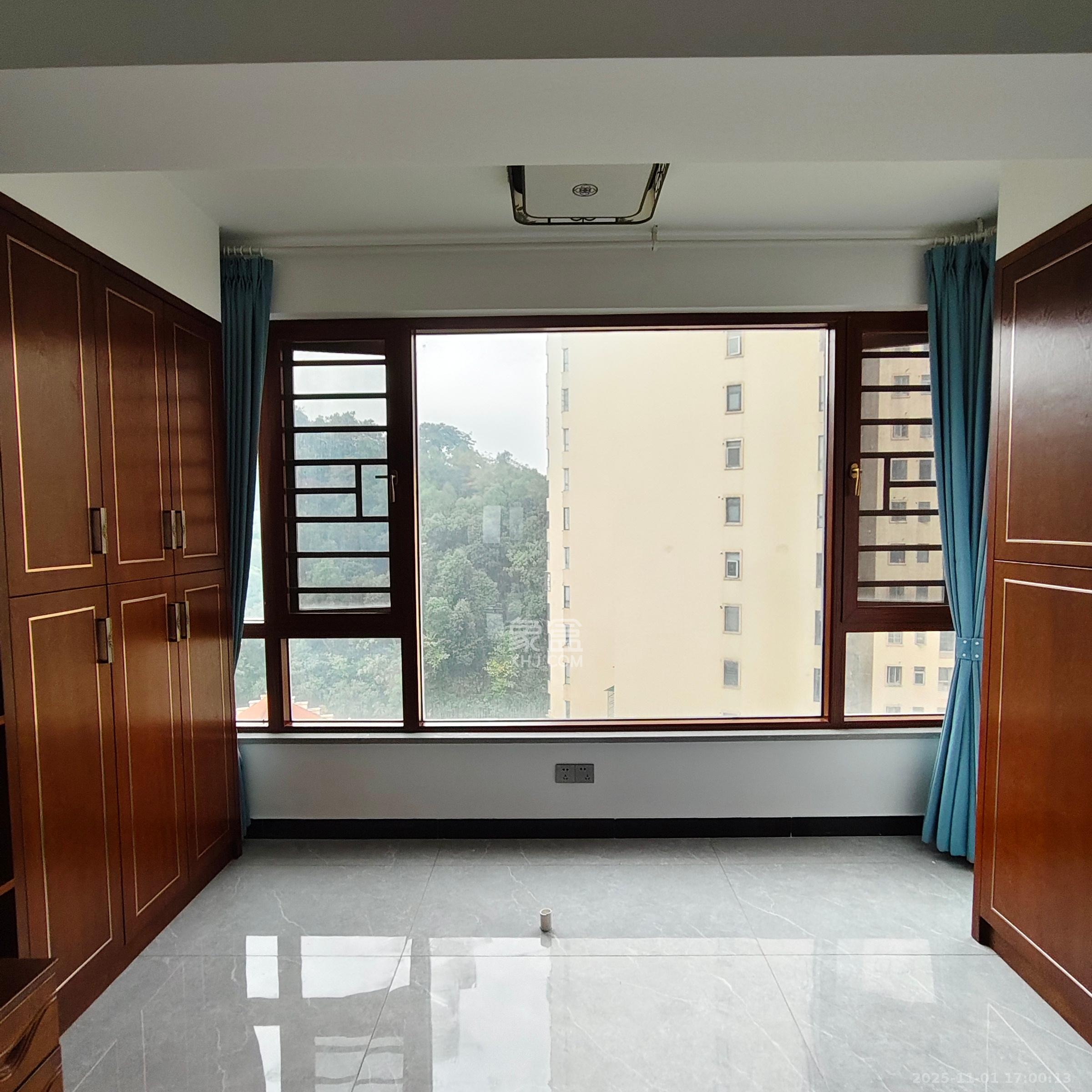 钱隆世家  3室2厅2卫    2600.0元/月室内图