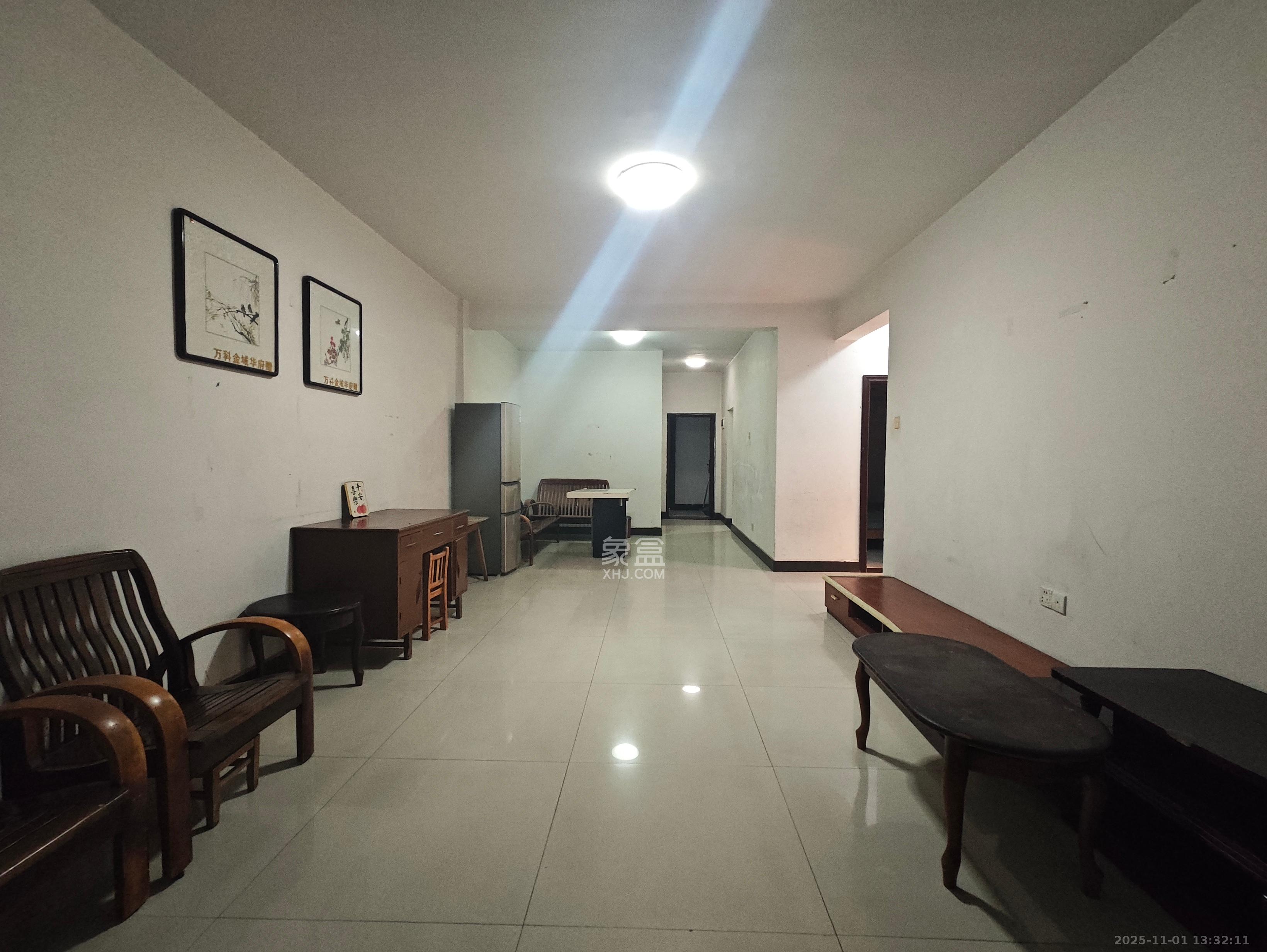 星城国际  2室2厅1卫    1200.0元/月