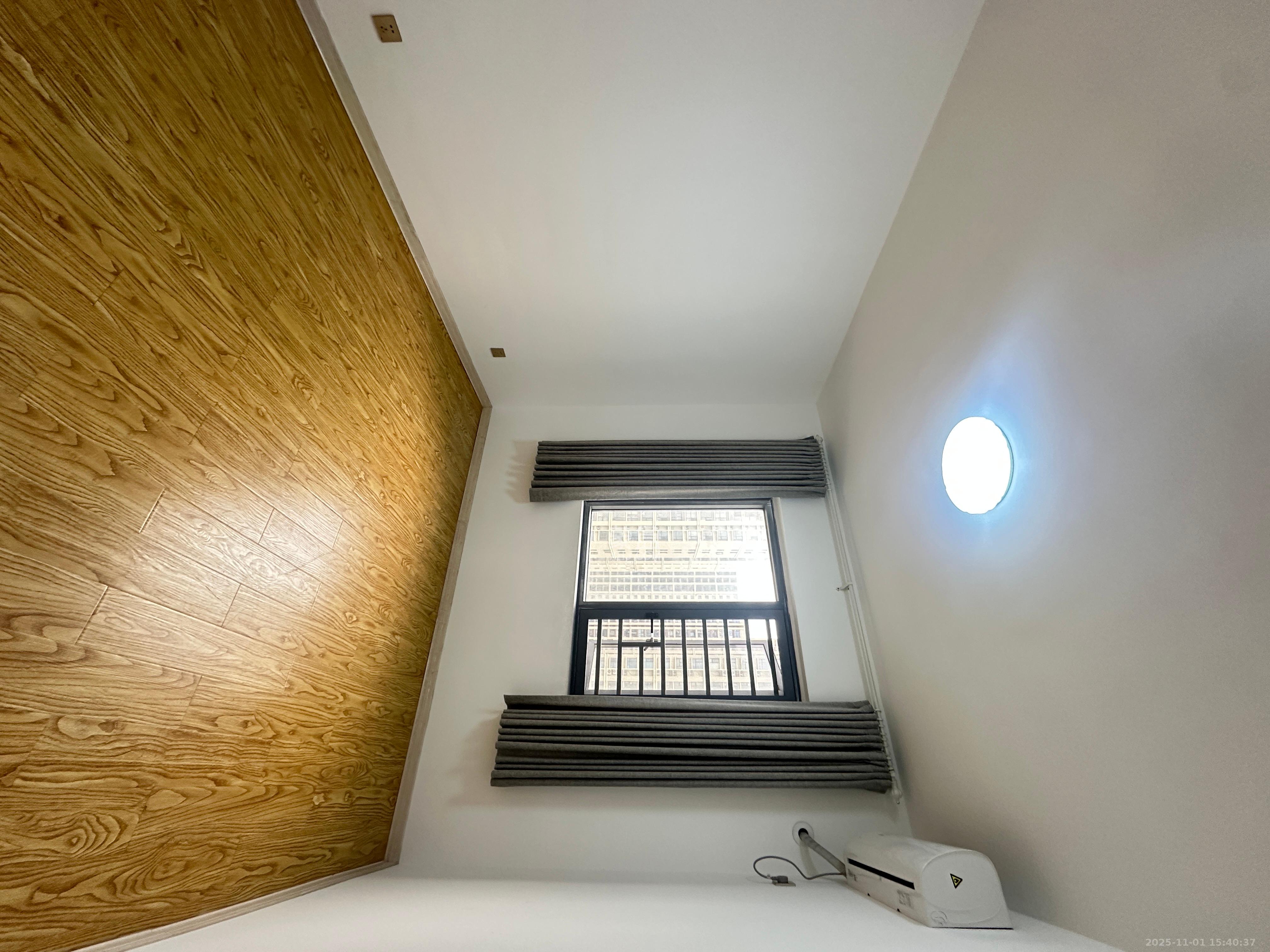 惟泽园  3室1厅1卫    2500.0元/月室内图