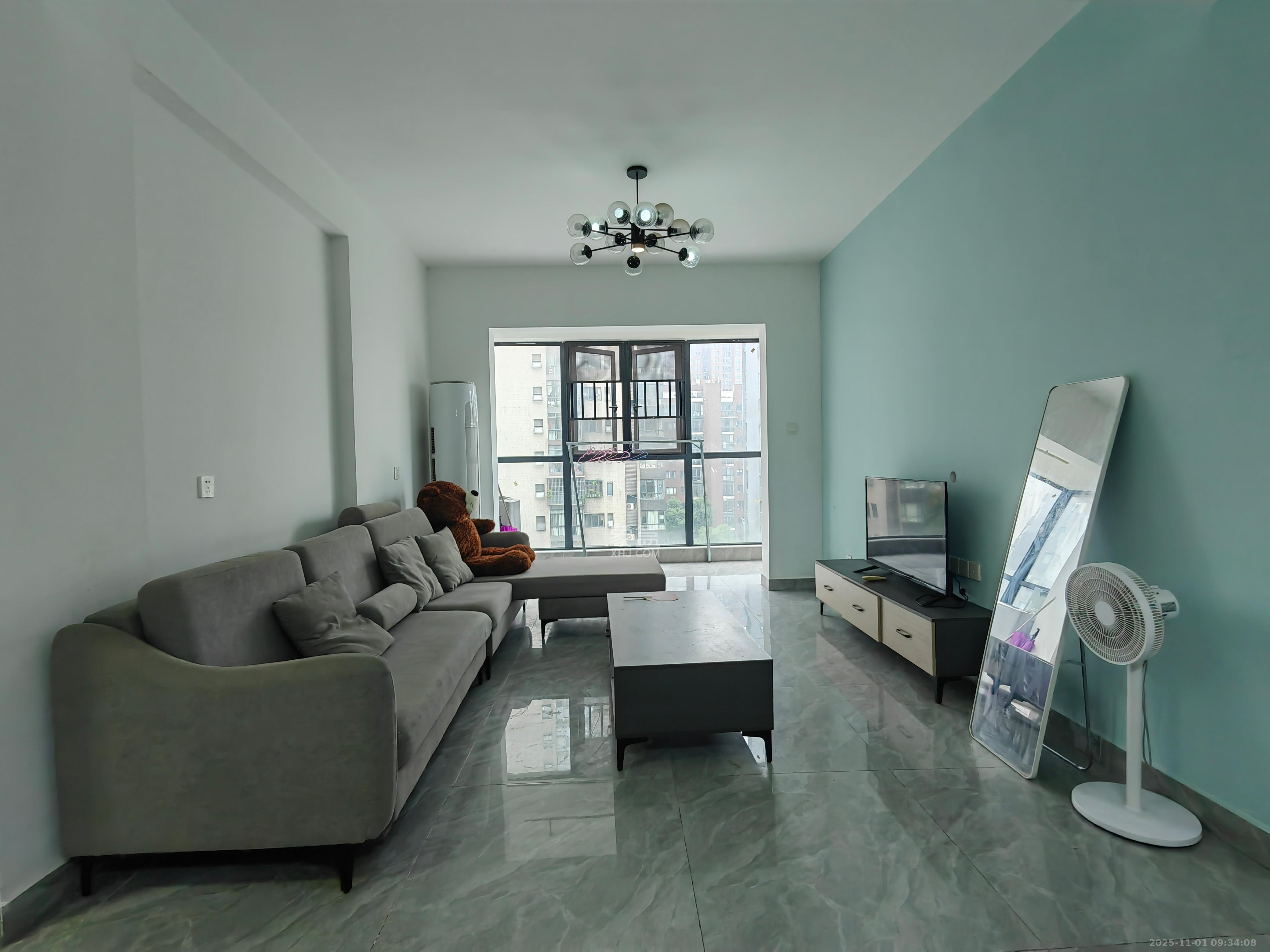 明大佳园 3室2厅1卫 2800.0元/月 明大佳园 3室2厅1卫 2800.0元/月室内图