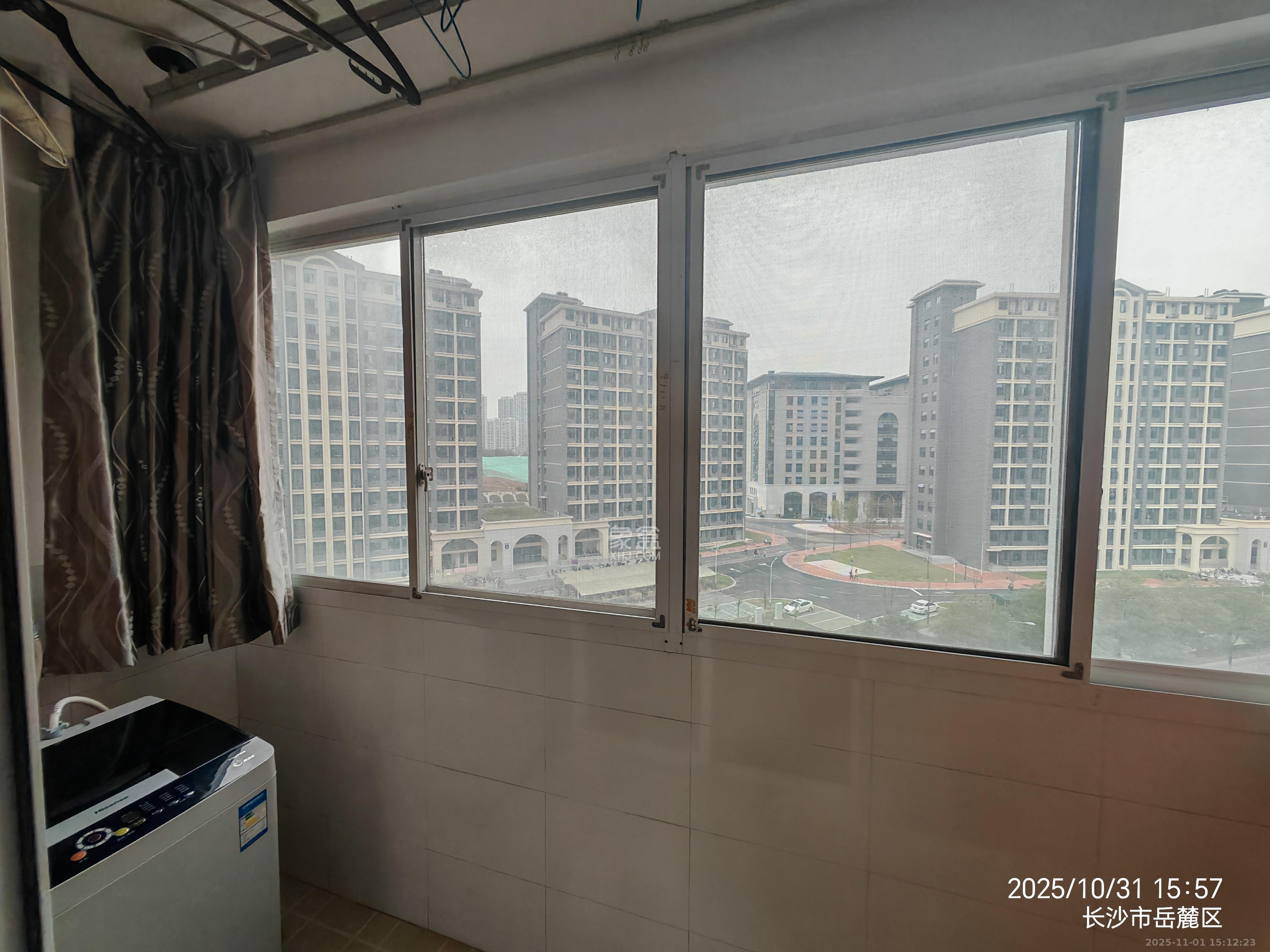 润芳园  1室1厅1卫    1600.0元/月室内图