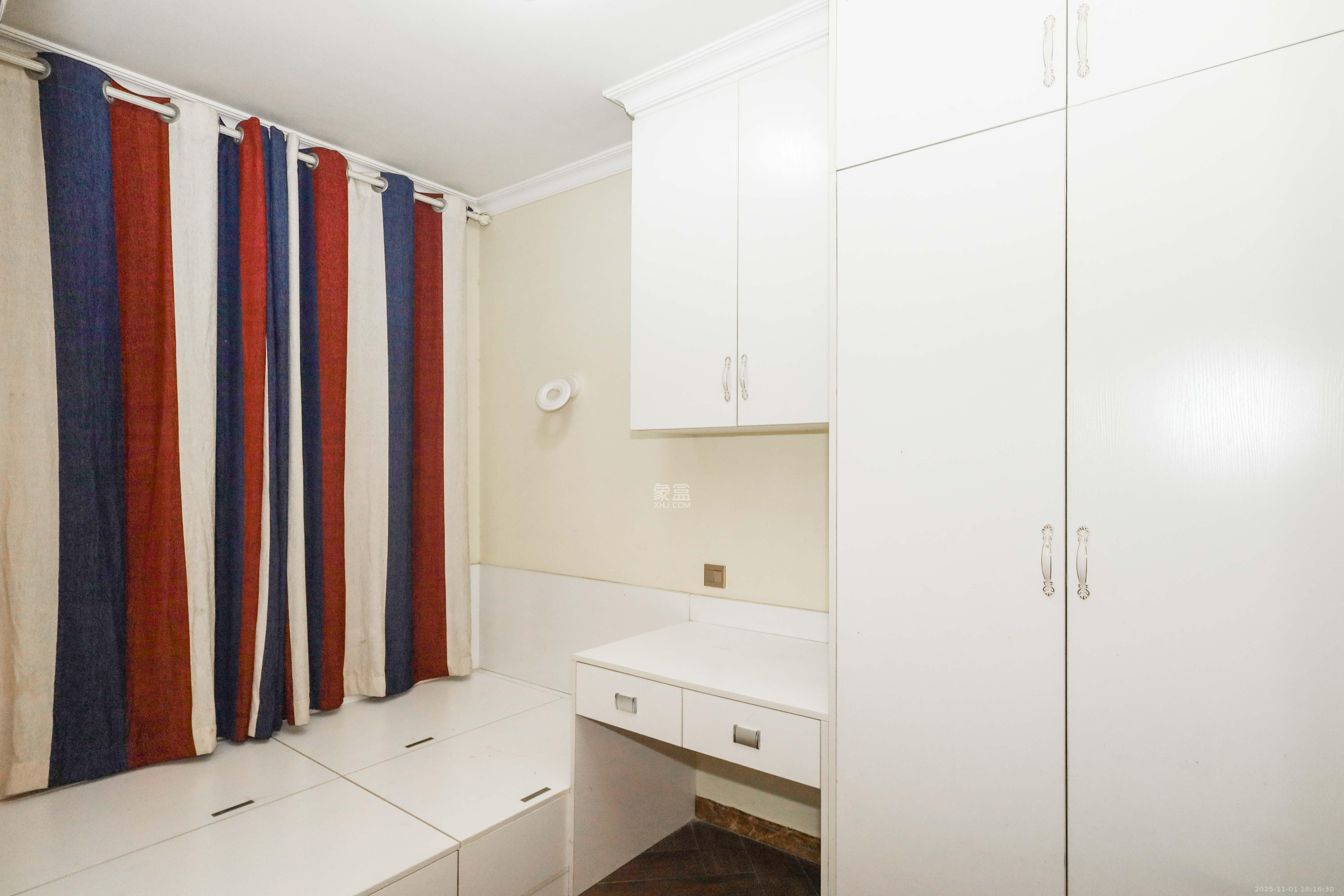 惠天然梅岭国际 3室2厅1卫 98.0万 惠天然梅岭国际 3室2厅1卫 98.0万卧室