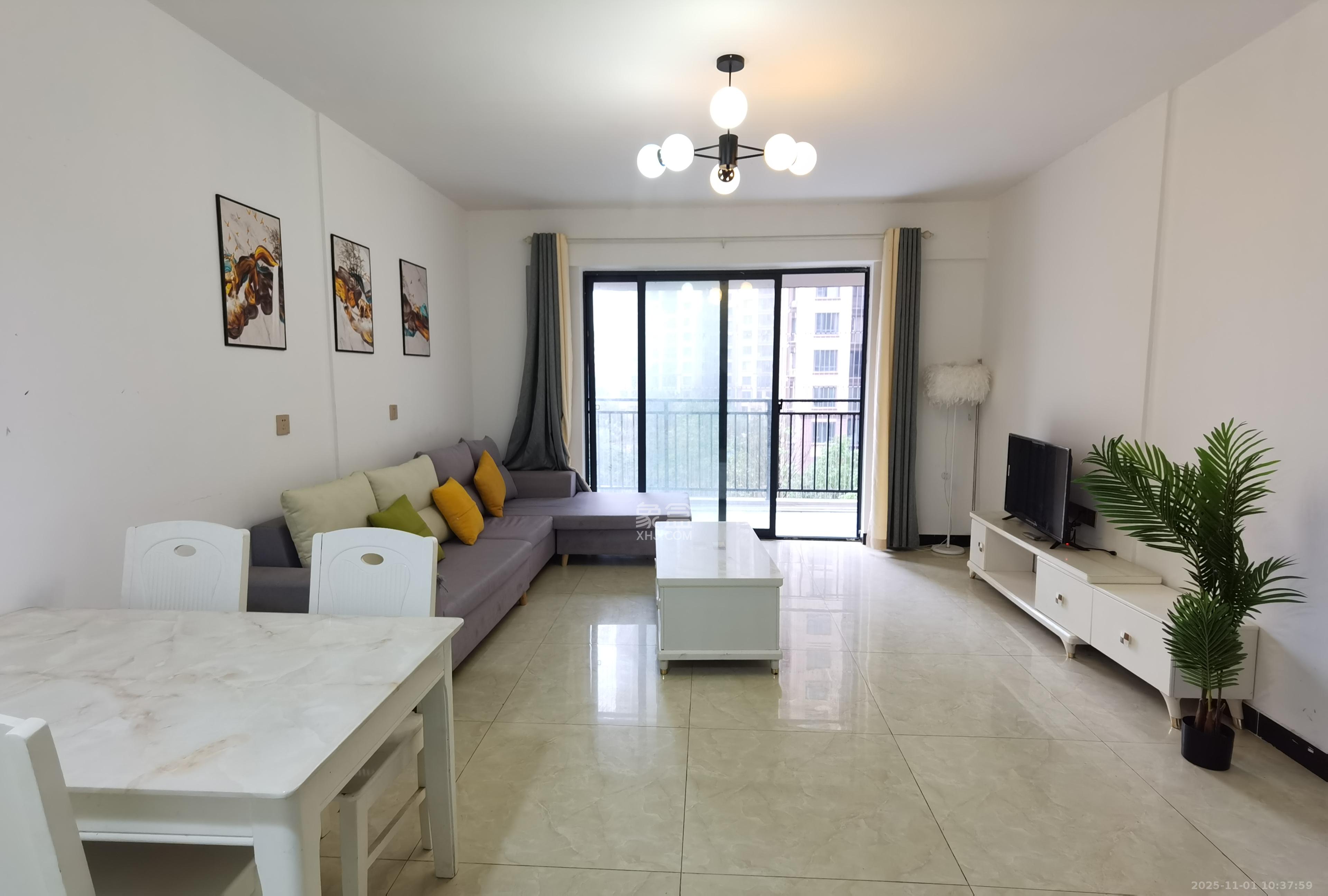 邦盛水岸御园 4室2厅2卫 2600.0元/月 邦盛水岸御园 4室2厅2卫 2600.0元/月室内图