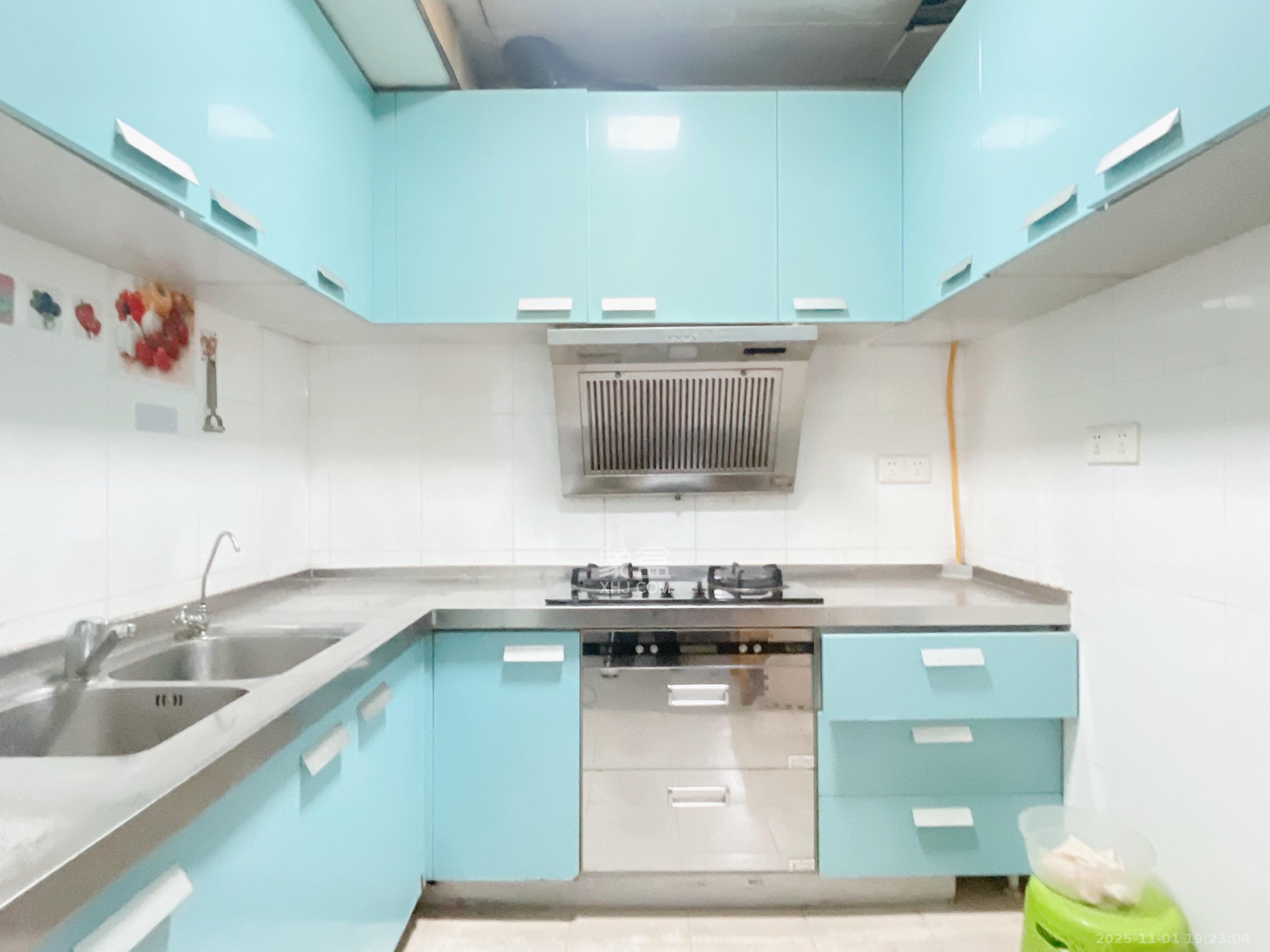 隆华金属宿舍  1室0厅0卫    2000.0元/月室内图