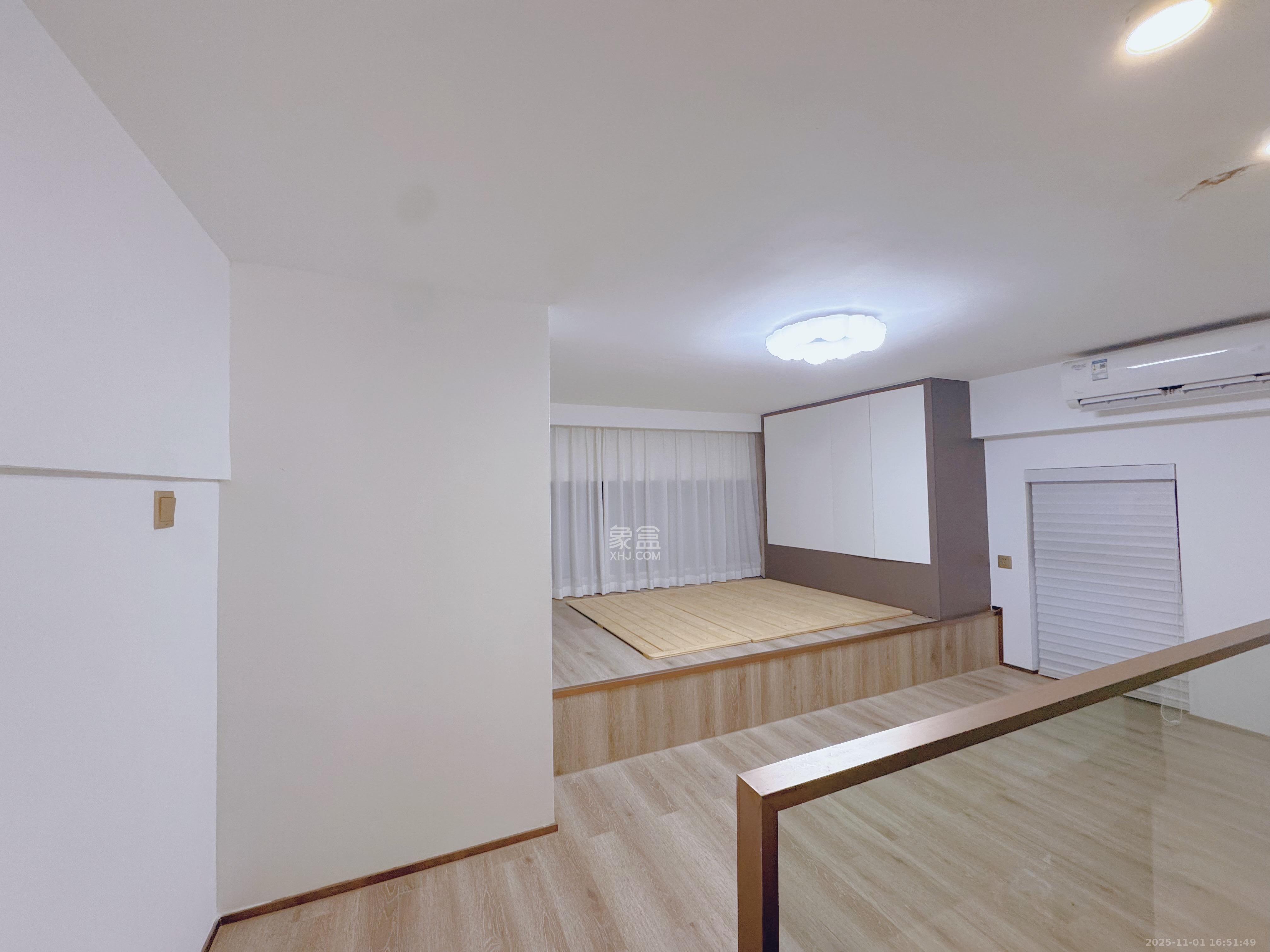 旺德府万象时代  2室1厅1卫    2700.0元/月室内图