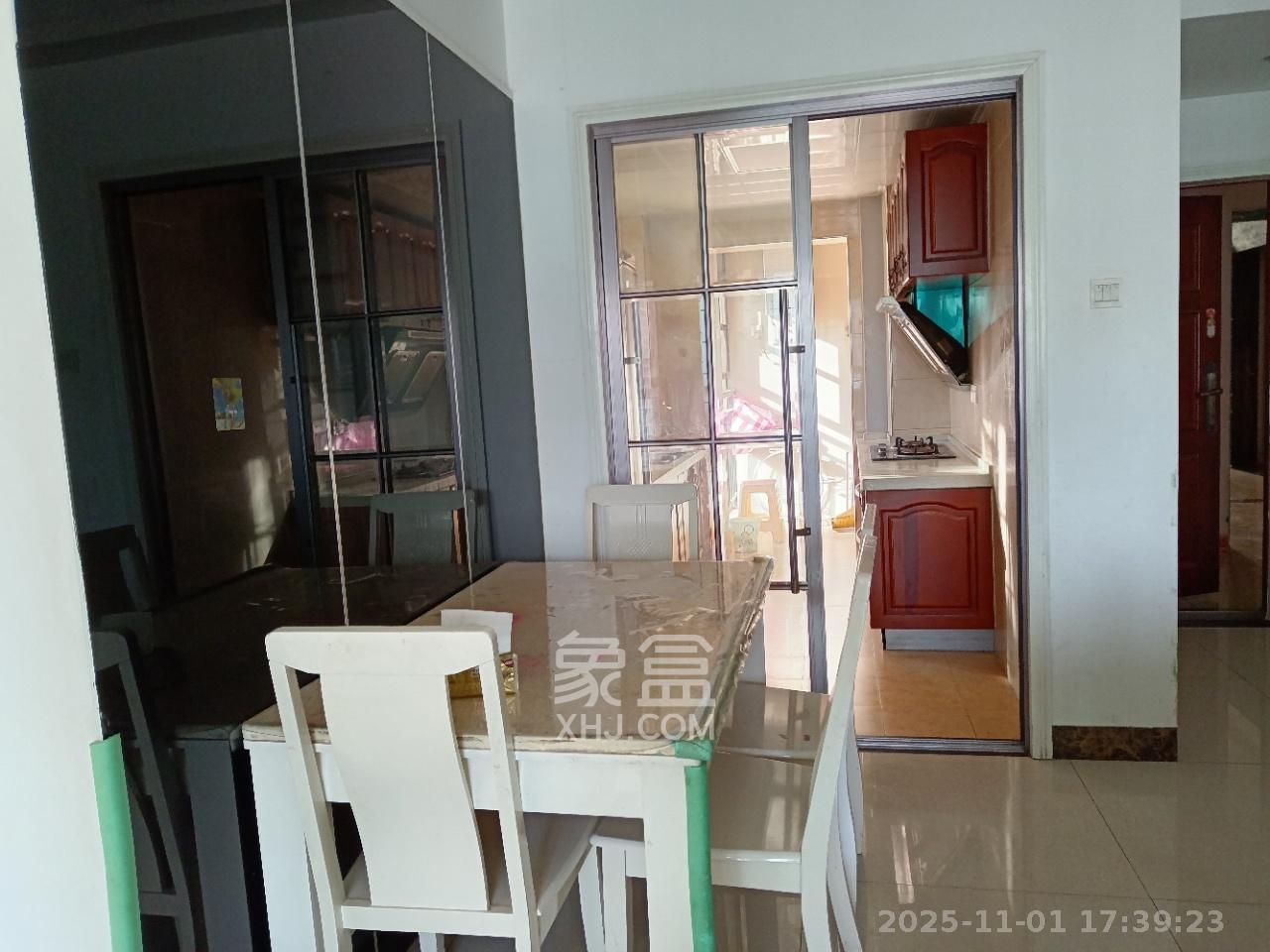 宏聚地中海  2室2厅1卫    1800.0元/月室内图