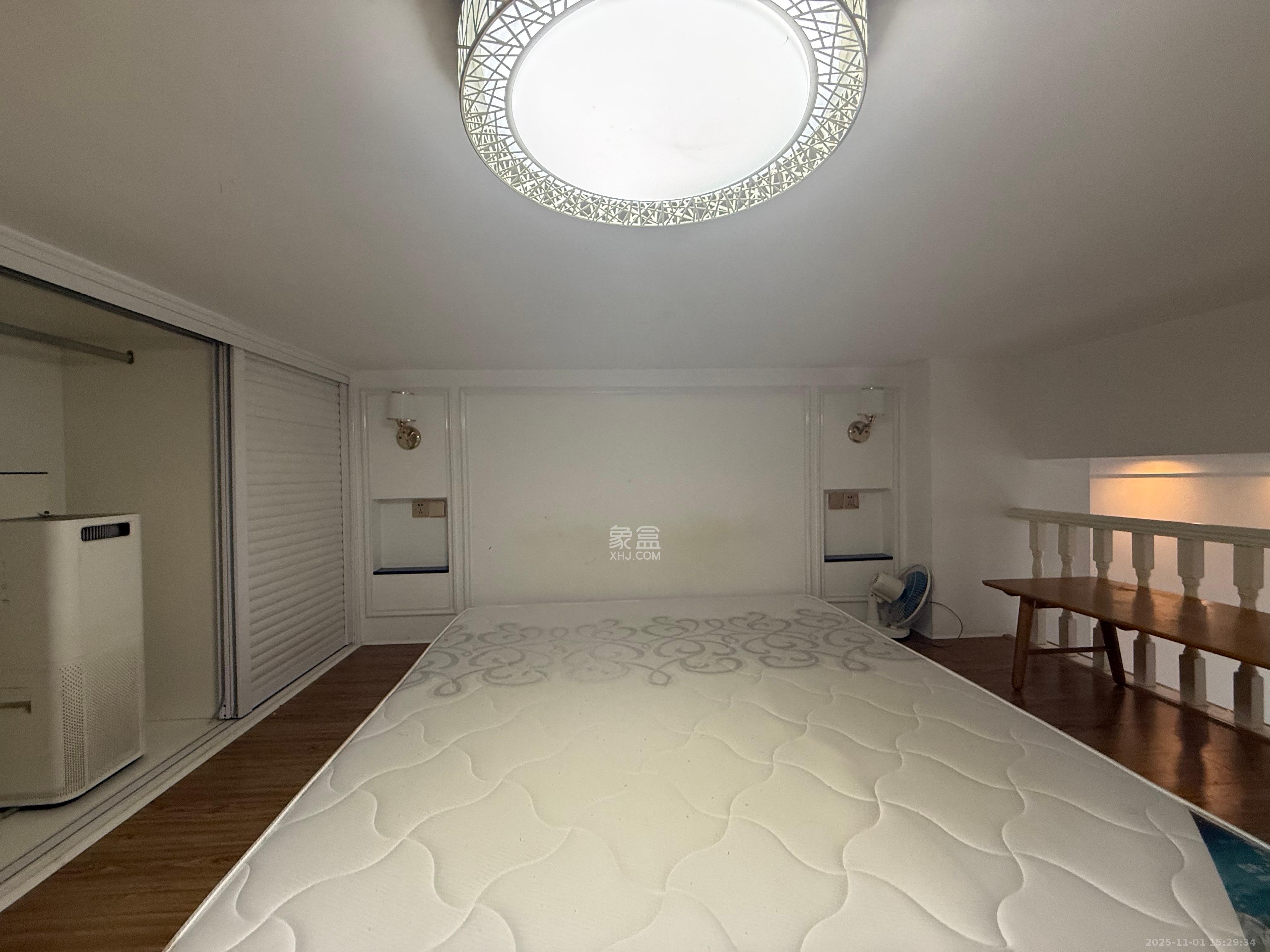 荣悦台  1室1厅1卫    2000.0元/月 荣悦台  1室1厅1卫    2000.0元/月室内图