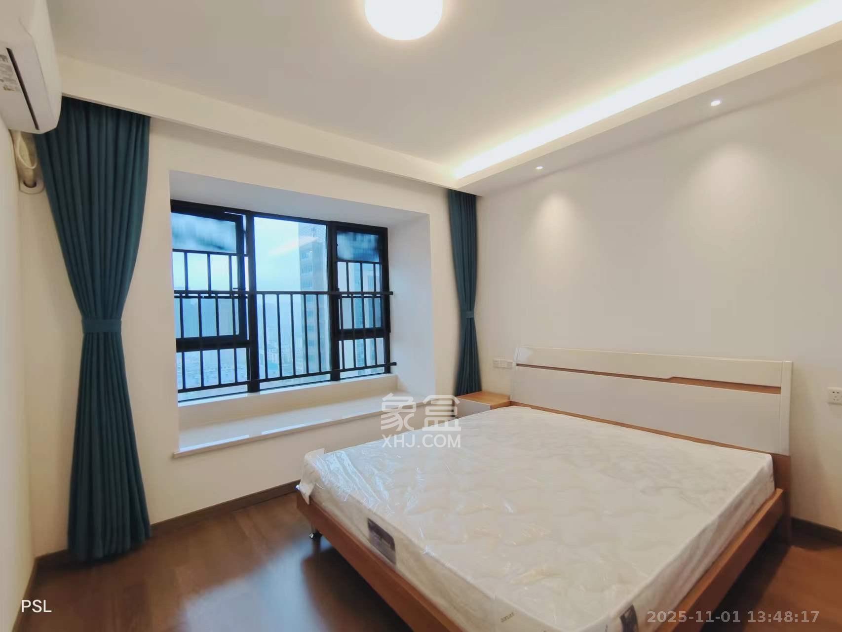 龙湖铂金中心(龙湖春江郦城) 3室2厅2卫 4500.0元/月 龙湖铂金中心(龙湖春江郦城) 3室2厅2卫 4500.0元/月室内图