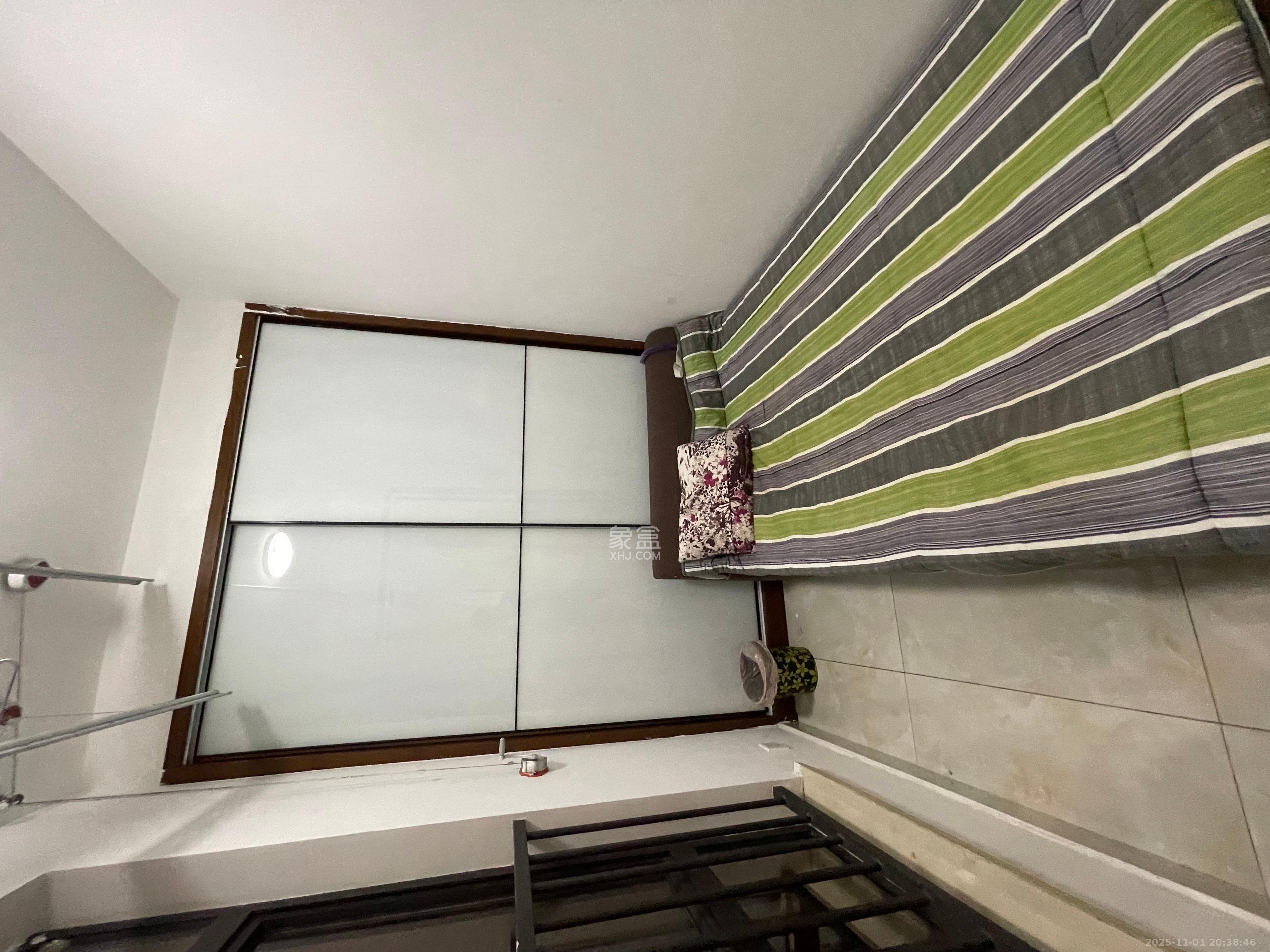 湘域城邦（湘域国际中心）  1室1厅1卫    2200.0元/月室内图