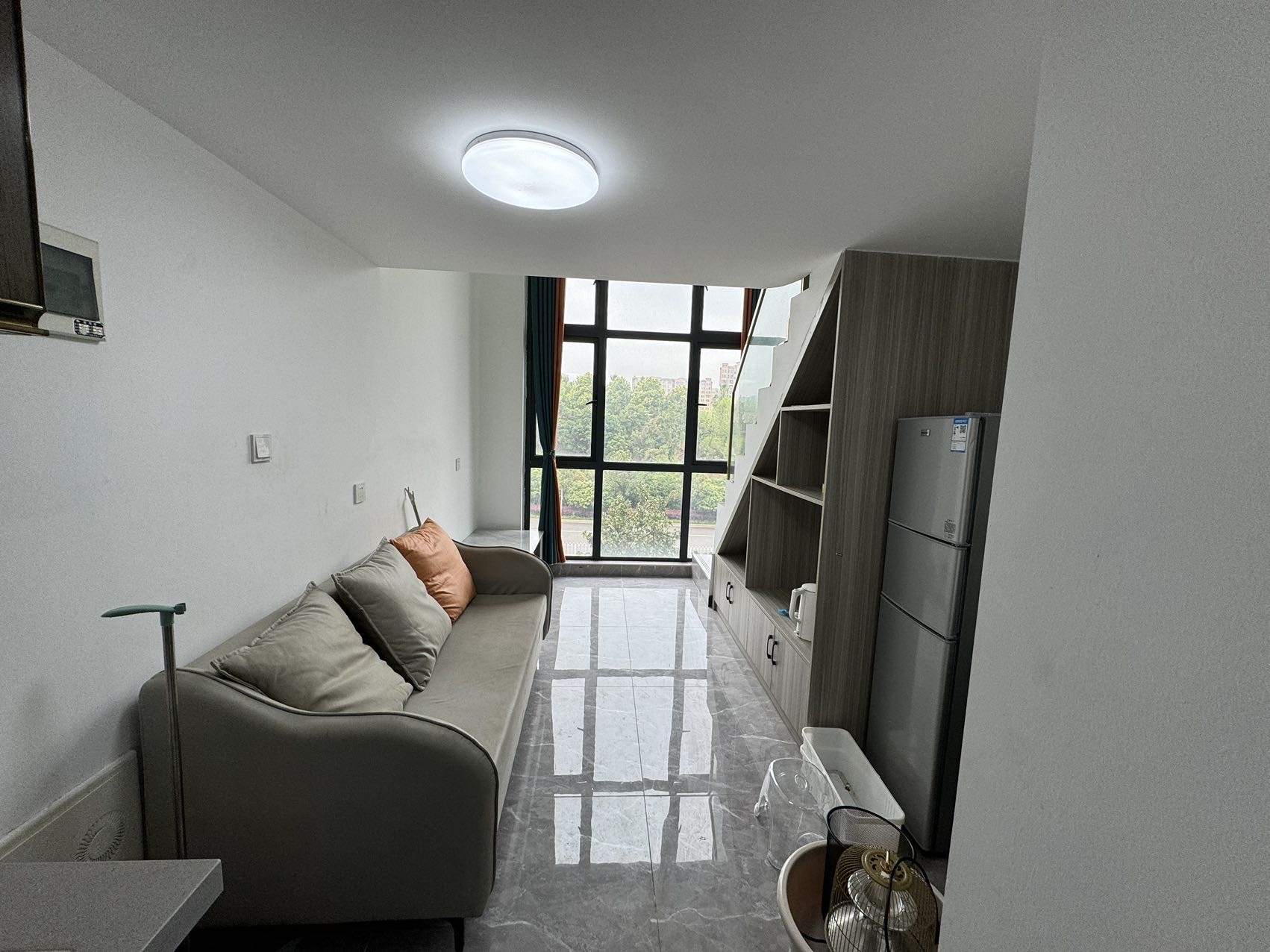 新长海D1站  1室1厅1卫    1100.0元/月户型图