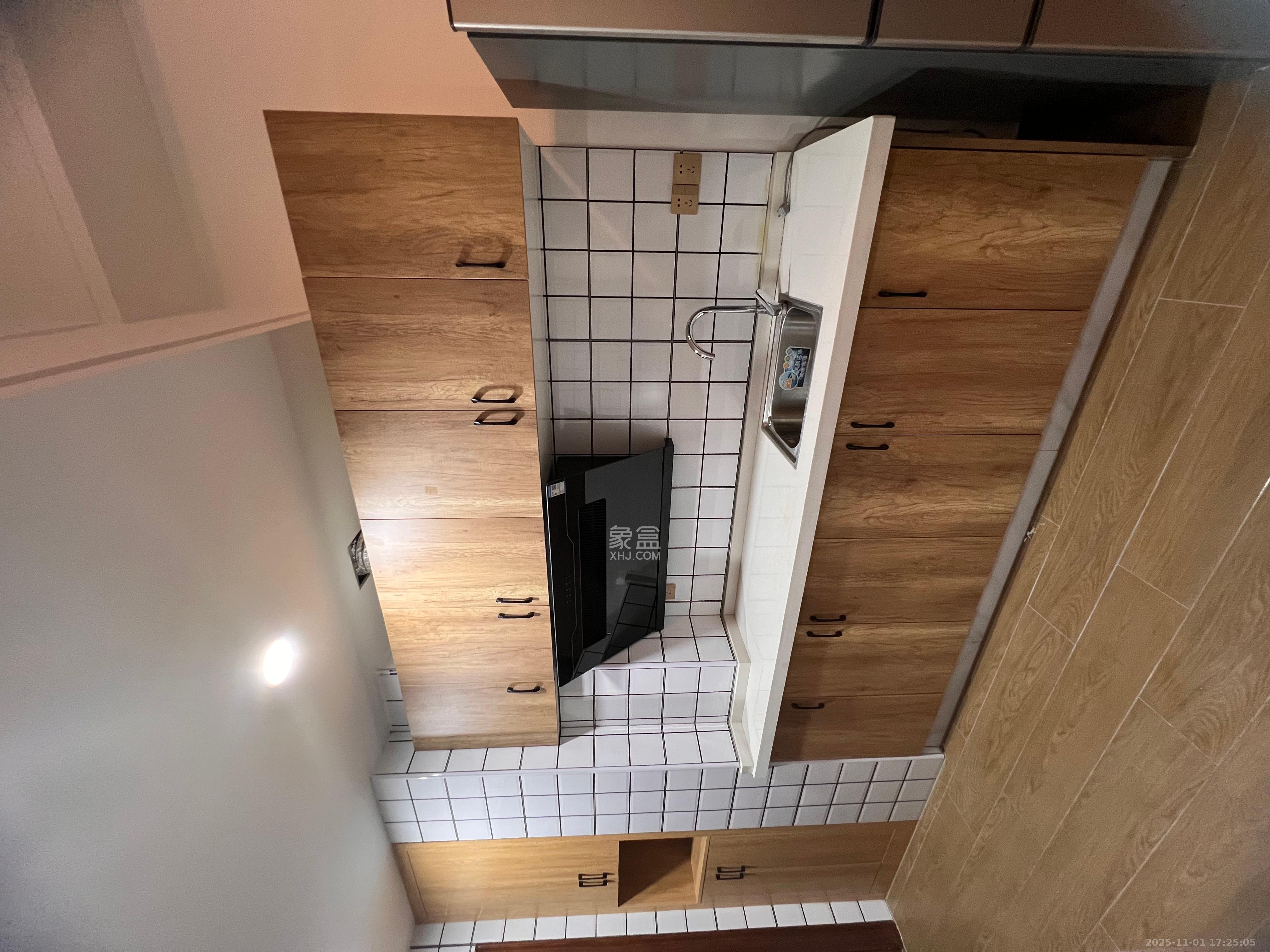 长沙高铁吾悦广场  1室1厅1卫    1500.0元/月室内图