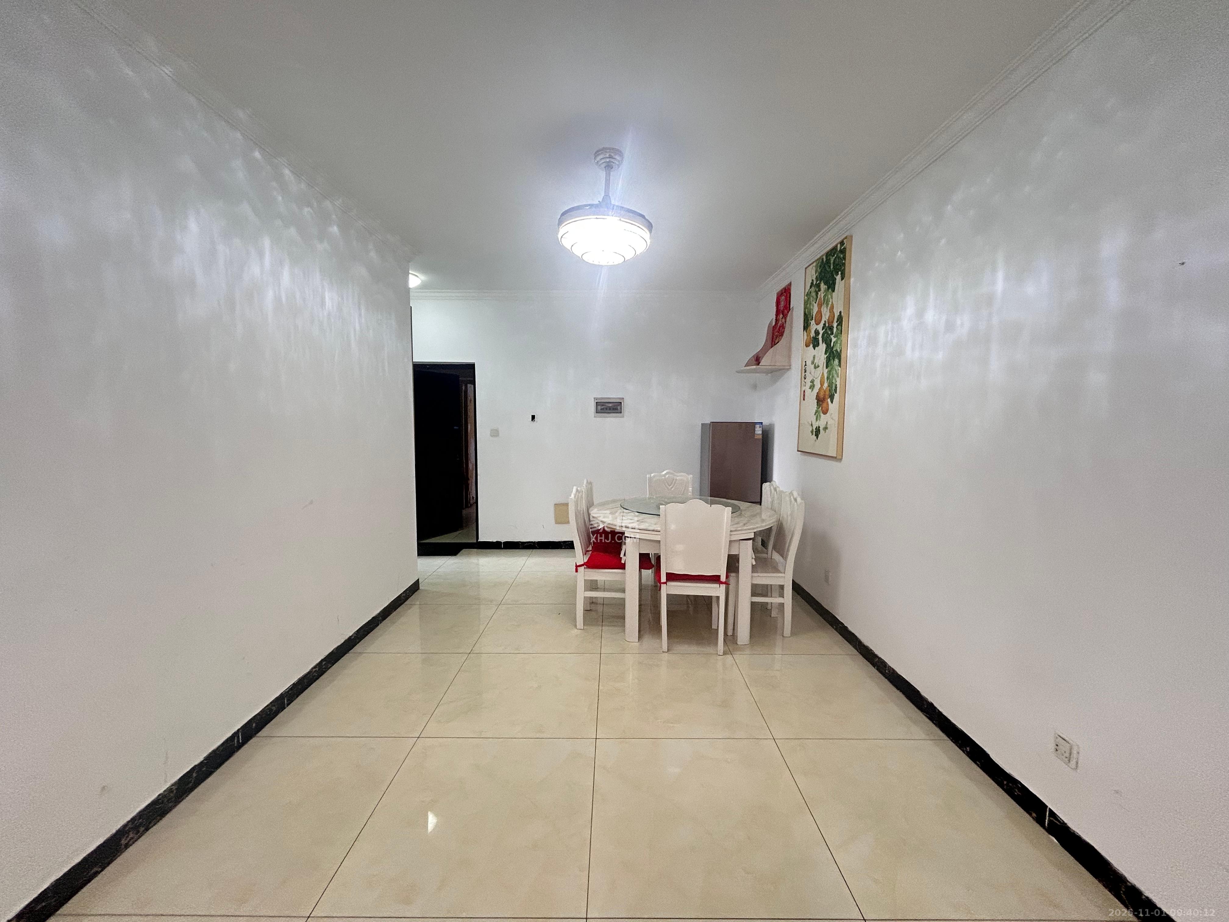 世景华庭 2室2厅1卫 1600.0元/月 世景华庭 2室2厅1卫 1600.0元/月室内图