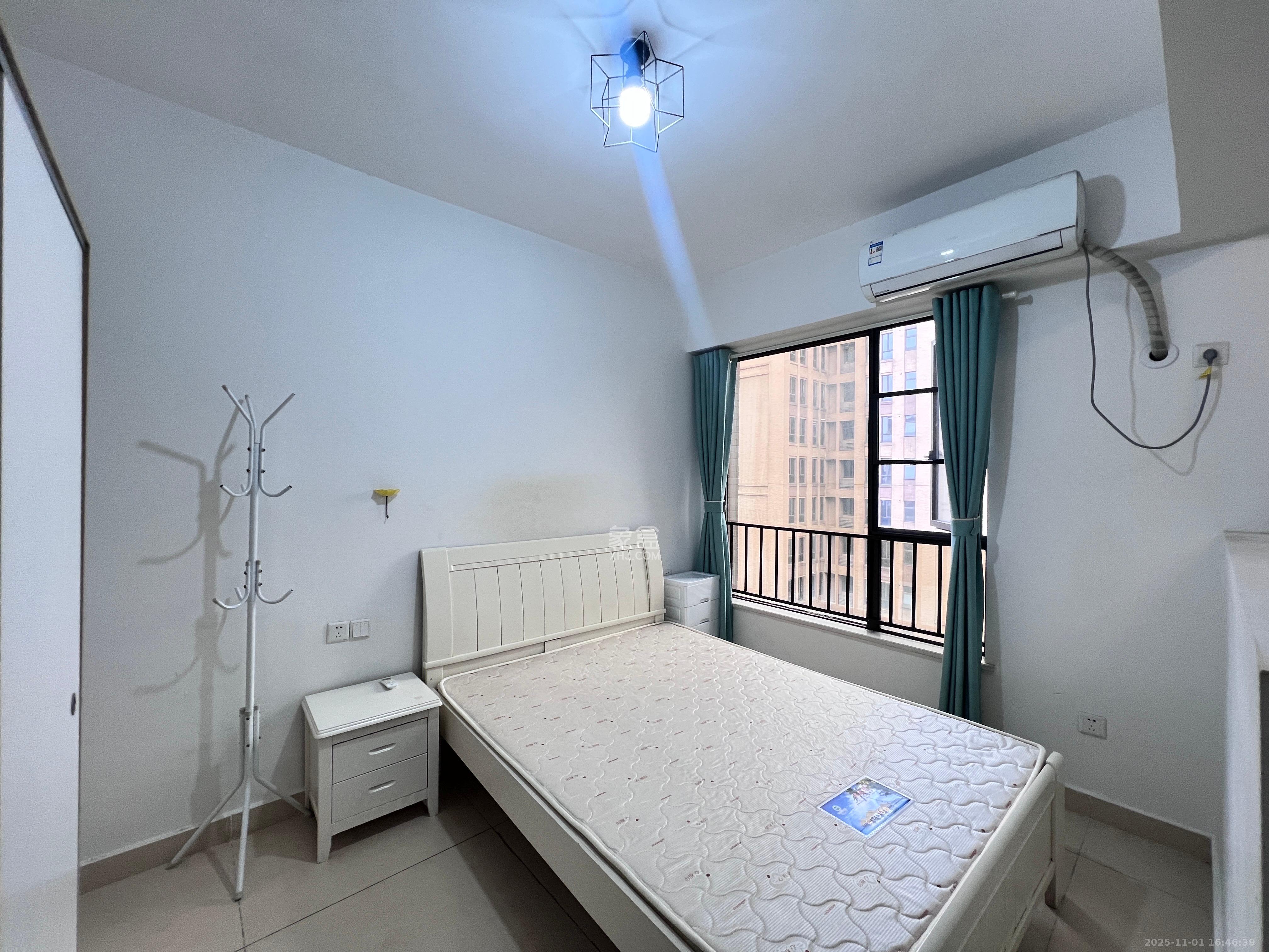 奥林匹克花园贡院三期 1室1厅1卫 1400.0元/月 奥林匹克花园贡院三期 1室1厅1卫 1400.0元/月室内图