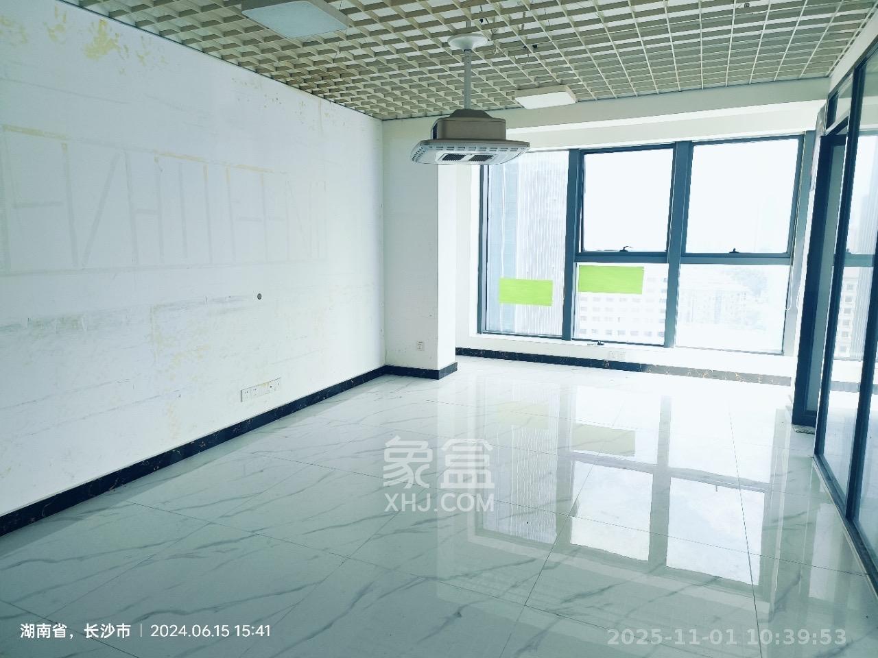 里约荟   86.0㎡      2600.0元/月室内图