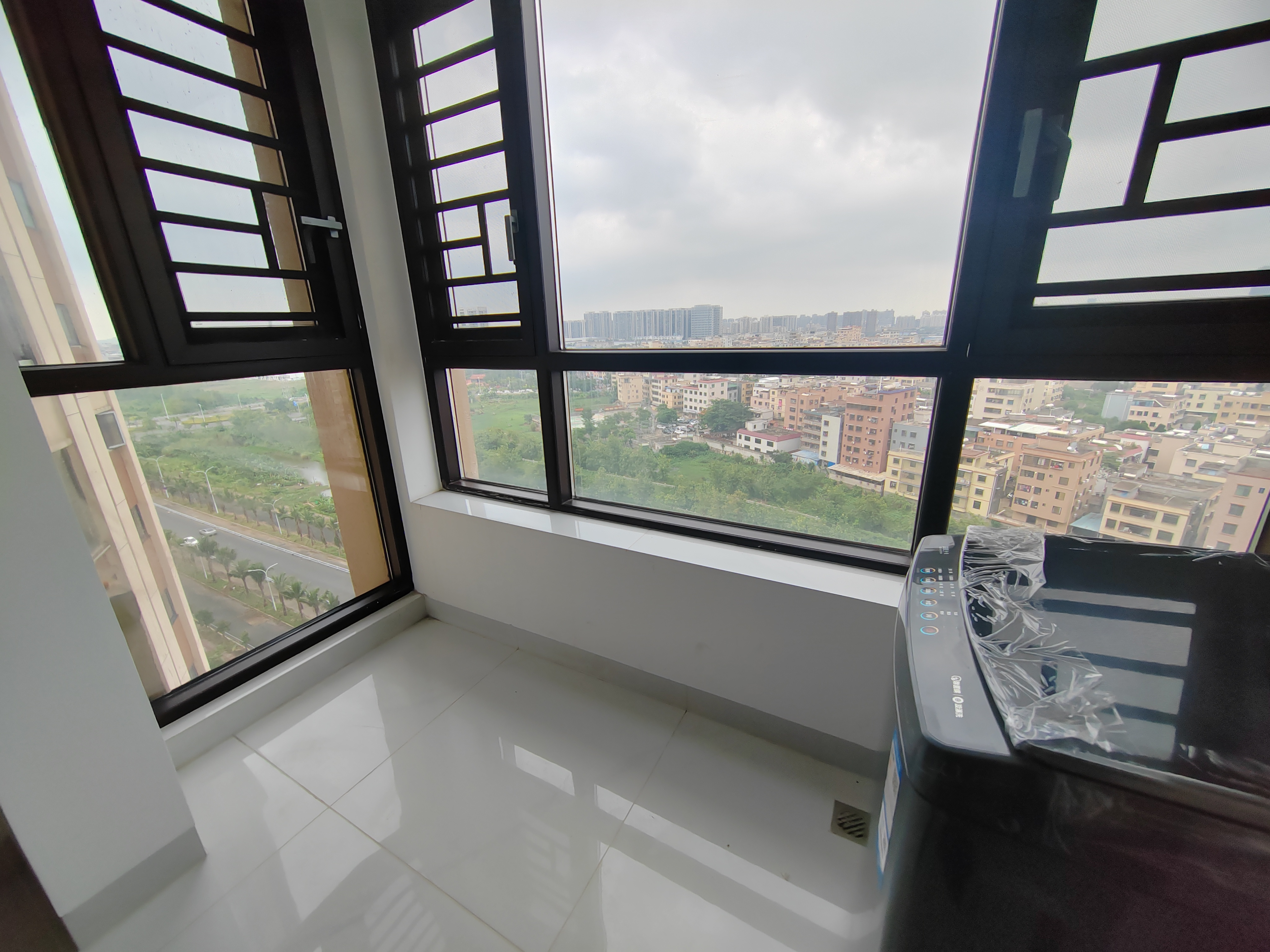 恩祥新城  4室2厅2卫    4500.0元/月室内图