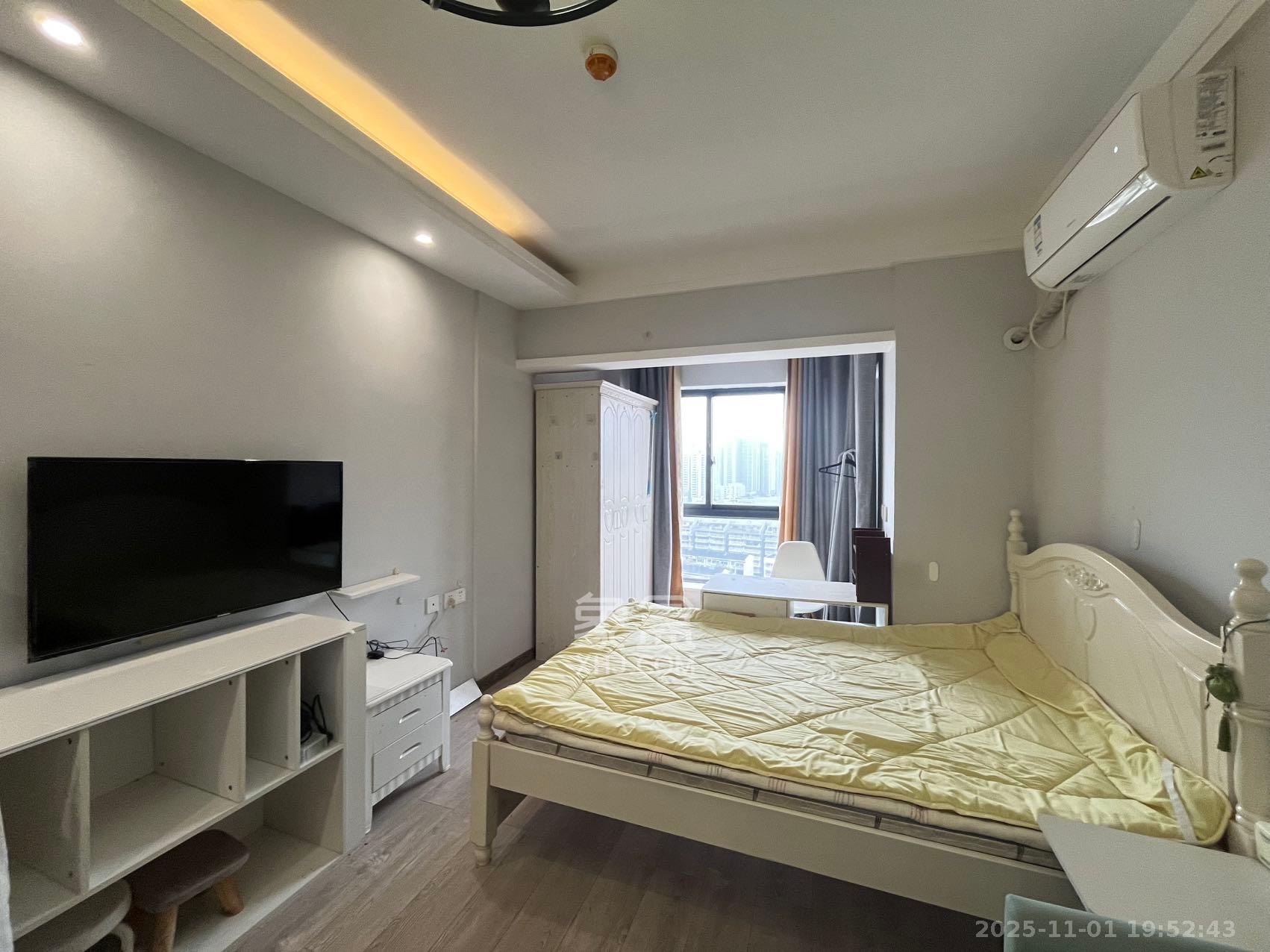 拿铁空间 1室1厅1卫 1200.0元/月 拿铁空间 1室1厅1卫 1200.0元/月室内图