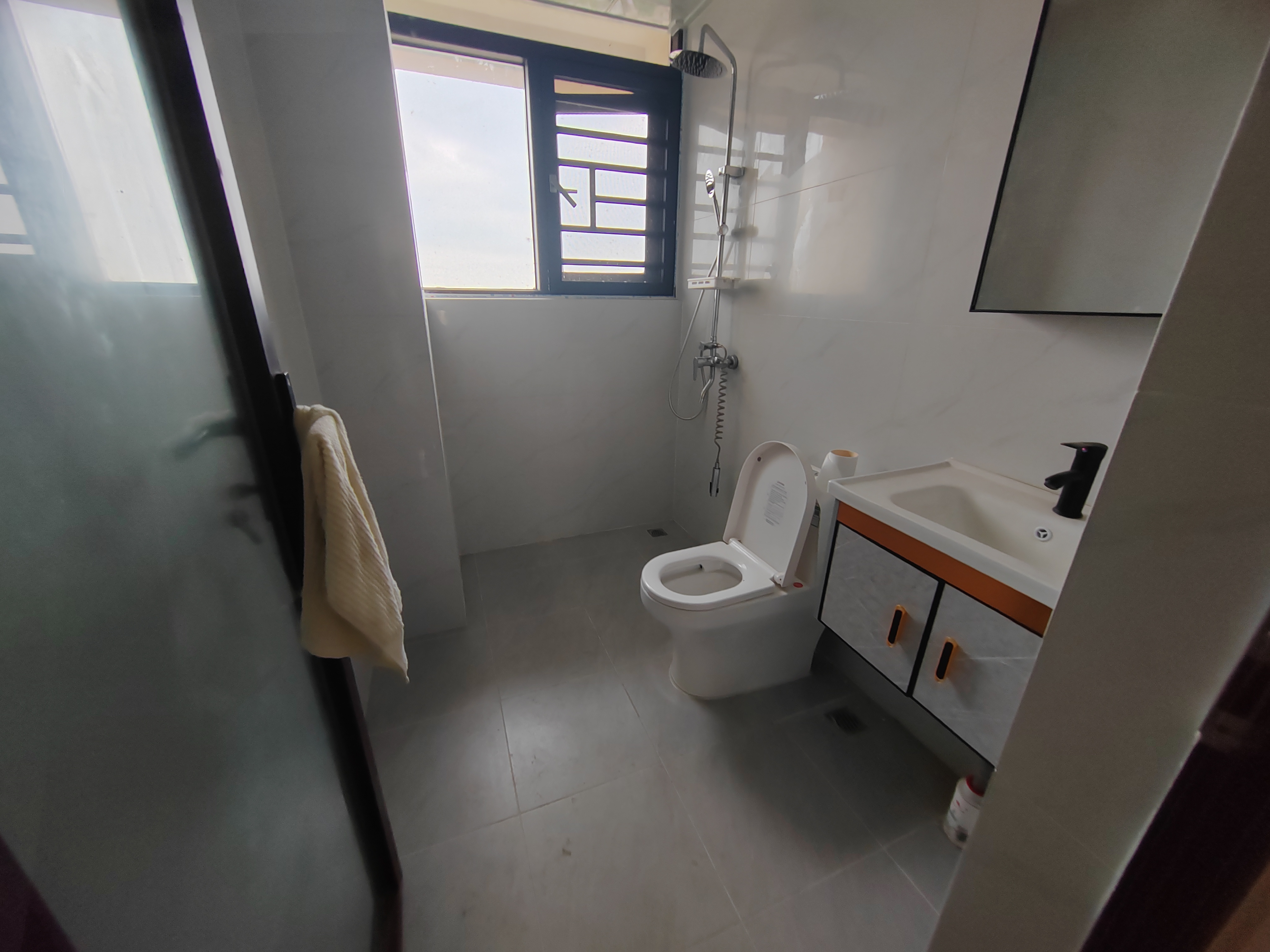 恩祥新城  4室2厅2卫    4500.0元/月室内图