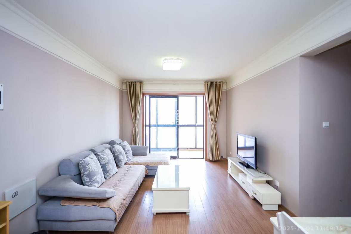 麓谷小镇 3室2厅1卫 2800.0元/月 麓谷小镇 3室2厅1卫 2800.0元/月室内图