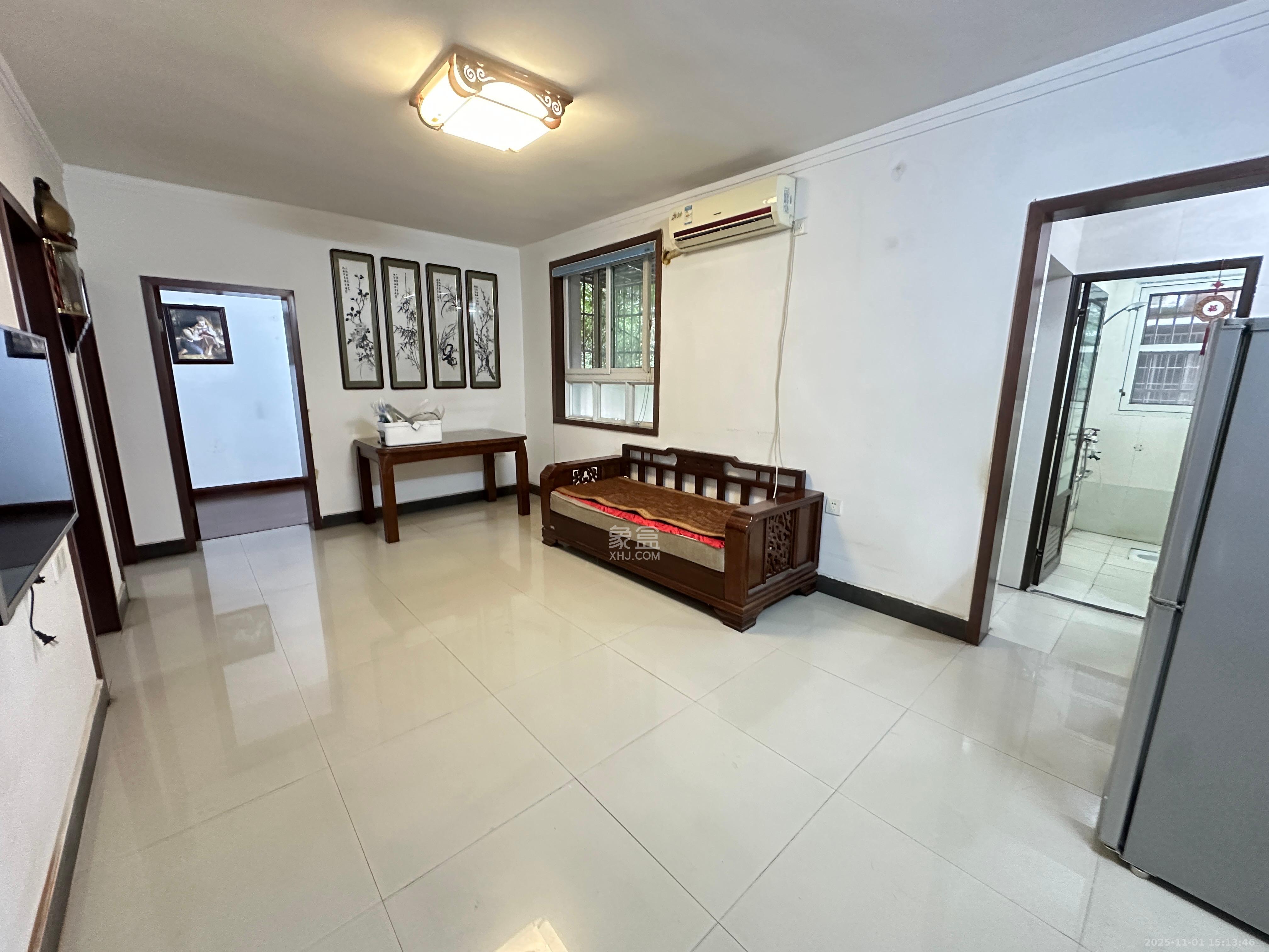 长岭包装宿舍  3室1厅1卫    2000.0元/月